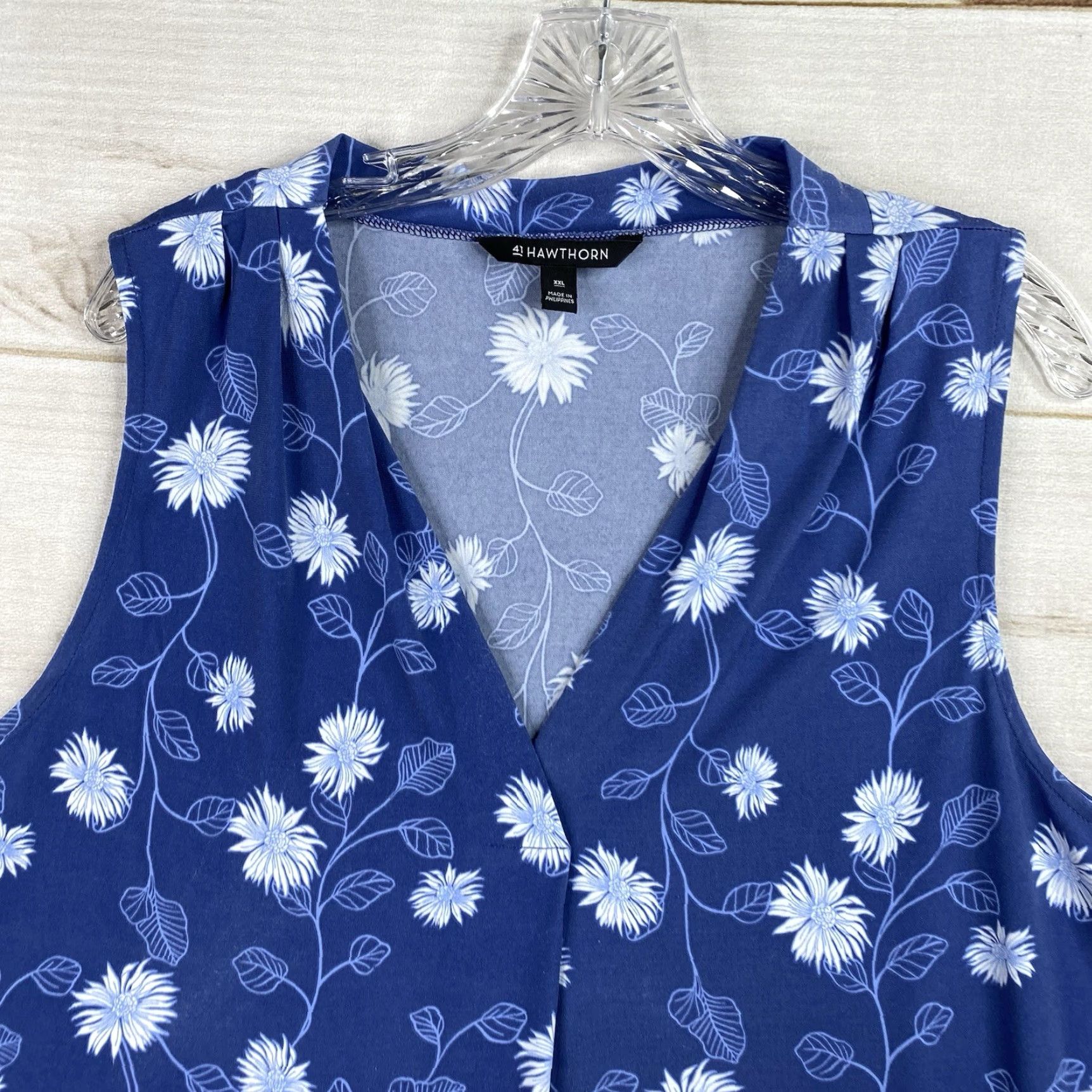 Vintage VINTAGE 41 Hawthorn Blouse Women’s 2XL Blue Floral Boho Sleeveless V Neck Shirt Womens Size XXL / US 16-18 / IT 52-54 - 2 Thumbnail
