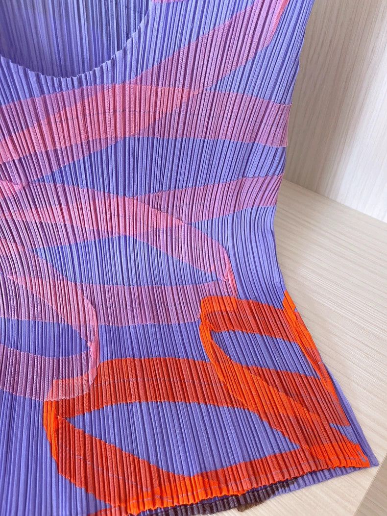 Issey Miyake Issey Miyake size:3 Purple patchwork vest Size M / US 6-8 / IT 42-44 - 3 Thumbnail