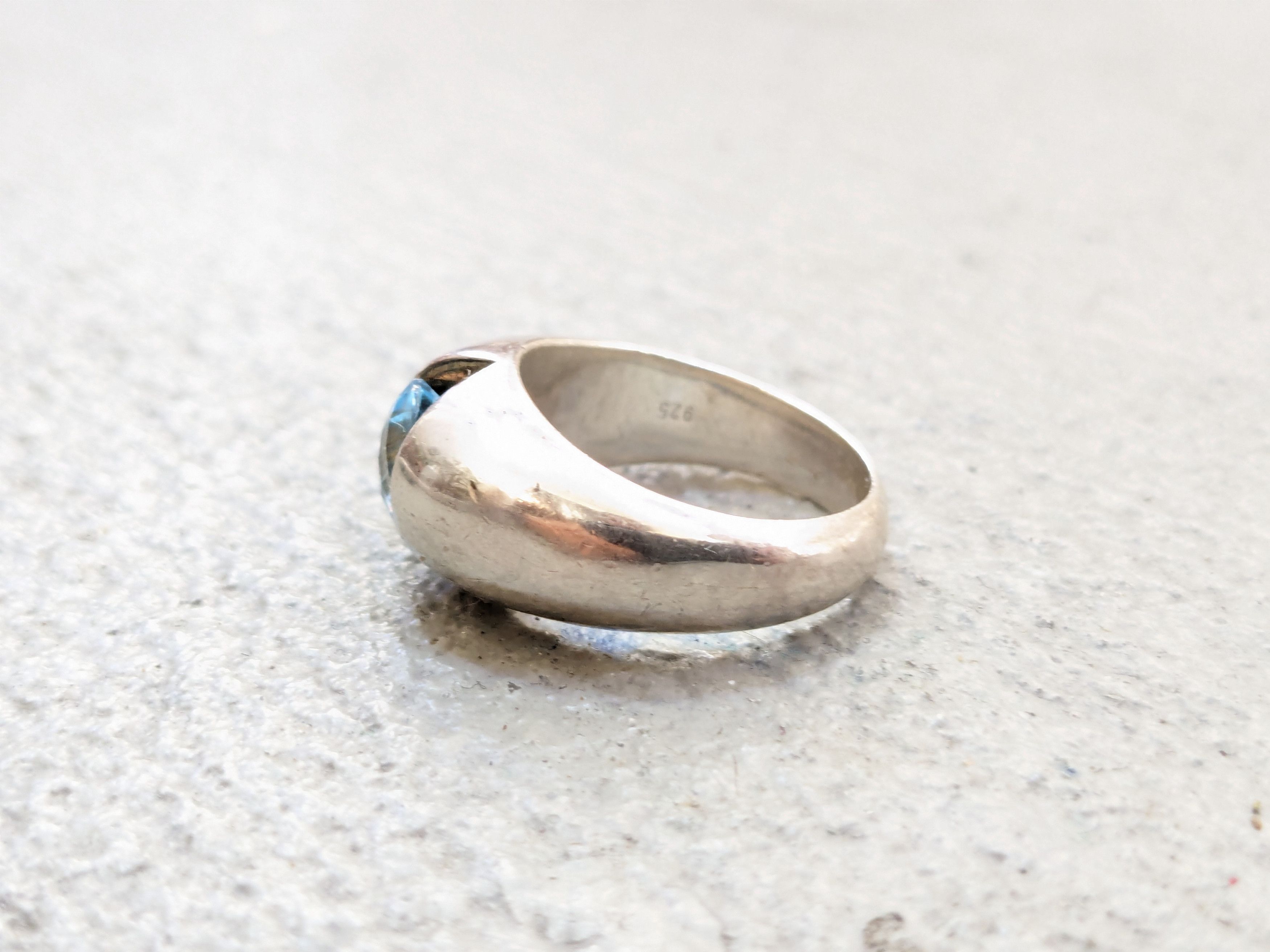 Jewelry Vintage Sterling Silver Ring Blue Topaz Size 6.5 Modern Size ONE SIZE - 2 Thumbnail