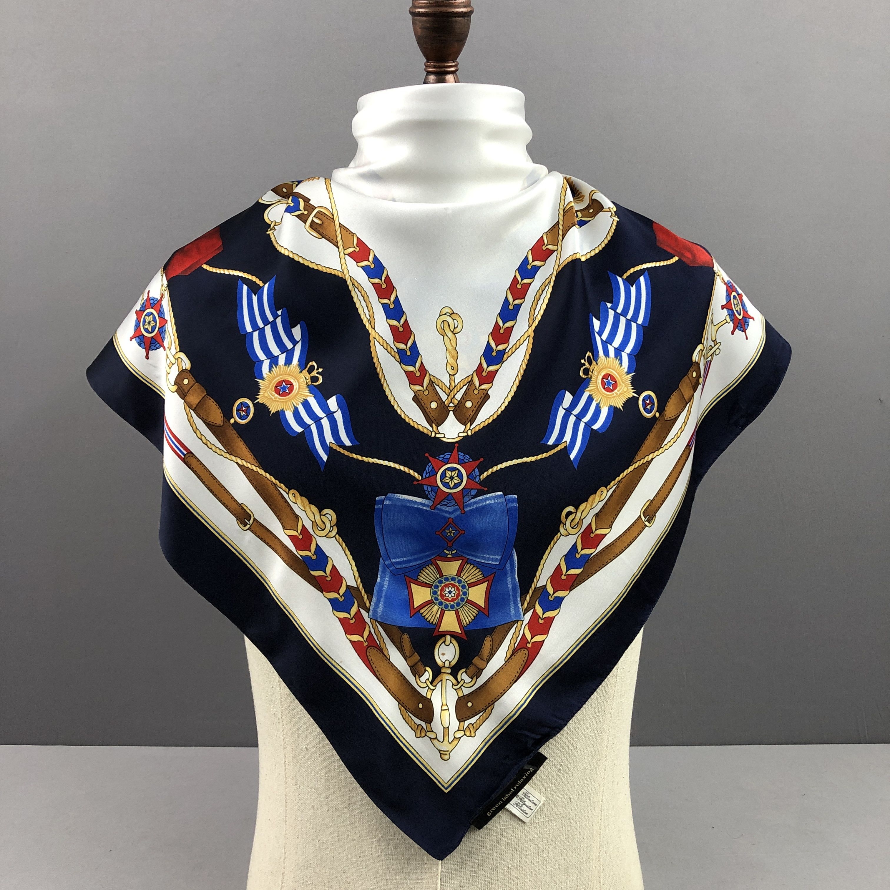 Japanese Brand Vintage Green Label Ralaxing SILK Scarf Twill Stole Scarves Size ONE SIZE - 2 Thumbnail