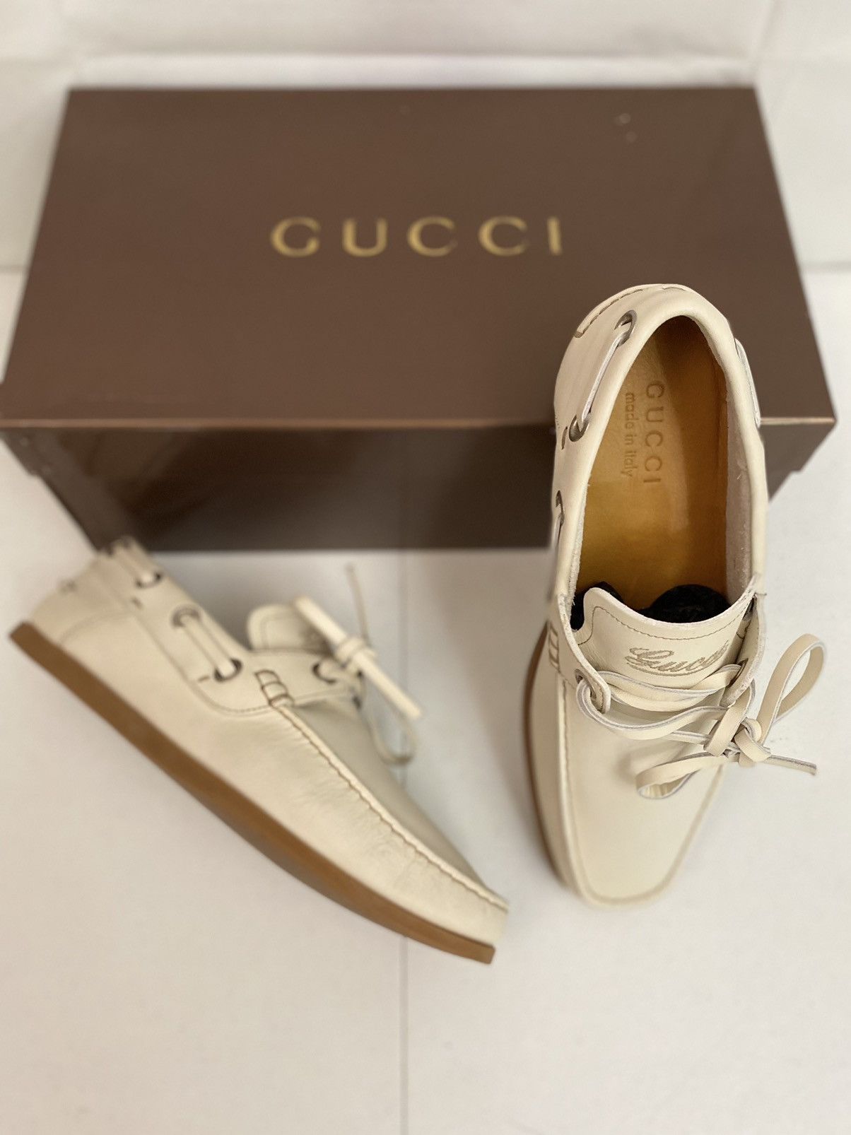 Gucci Gucci 🇮🇹 Runner Up Logo Embroidered Vintage Deck Shoes 39 NEW Size US 9 / IT 39 - 14 Thumbnail