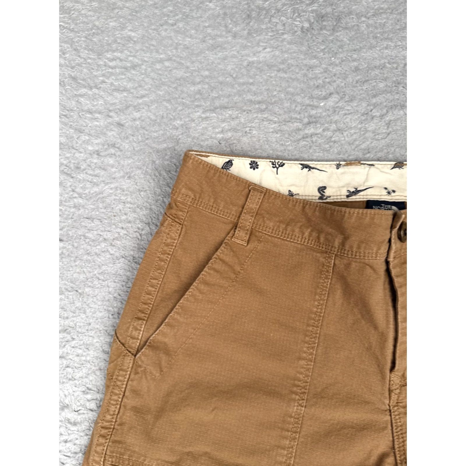 The North Face VINTAGE The North Face Shorts Womens 2 Brown Utility Stretch Hiking Outdoor Casual Size 26" / US 2 / IT 38 - 5 Thumbnail