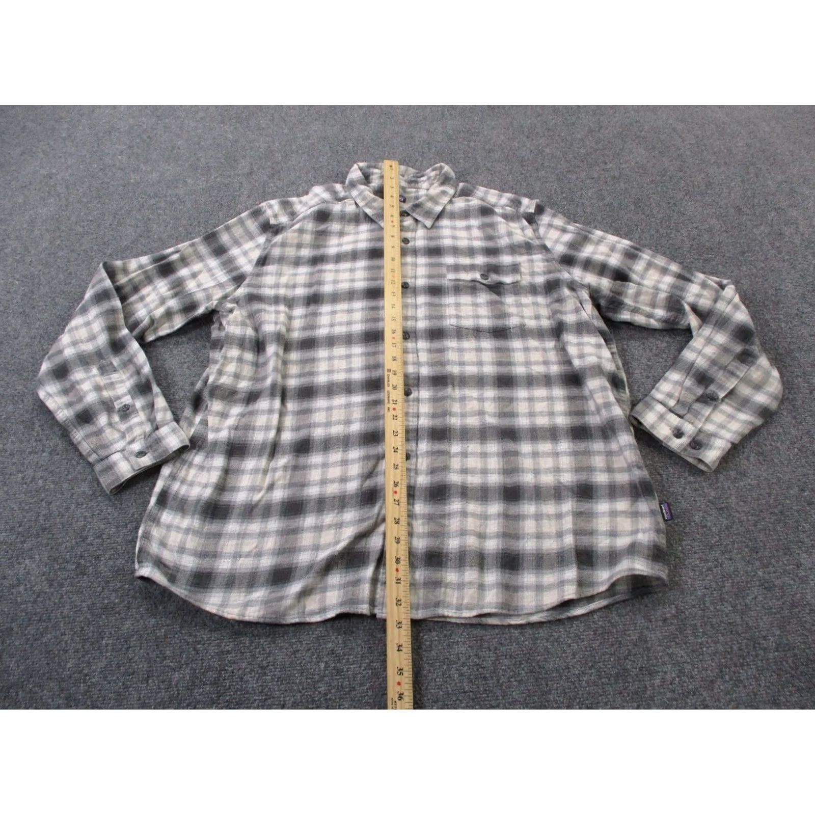 Patagonia Patagonia Shirt Men 2XL Plaid Flannel Lightweight Organic Country Outdoor 54020 Size US XXL / EU 58 / 5 - 3 Thumbnail