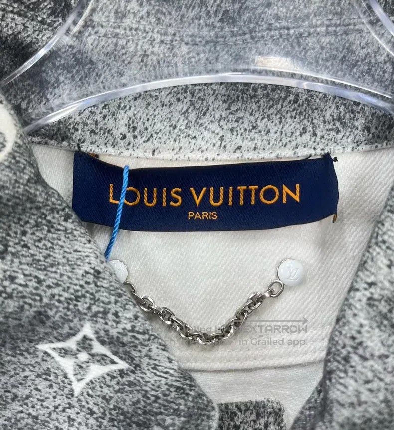 Louis Vuitton Louis Vuitton Grey and white starry sky gradient aged flow Size US XS / EU 42 / 0 - 3 Thumbnail