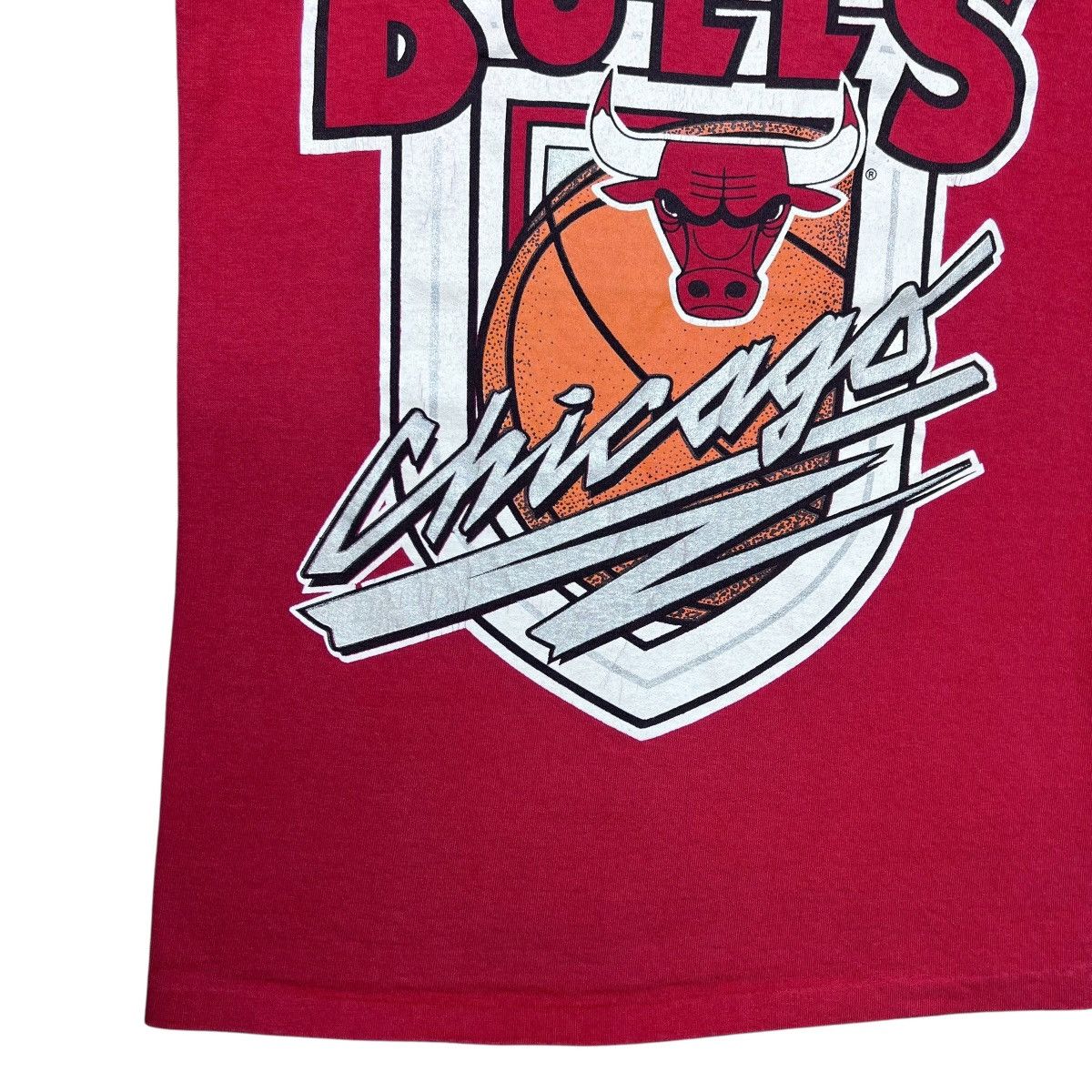 NBA Vtg 1990s NBA Chicago Bulls Basketball Mascot Spell Out Tee Size US S / EU 44-46 / 1 - 7 Thumbnail