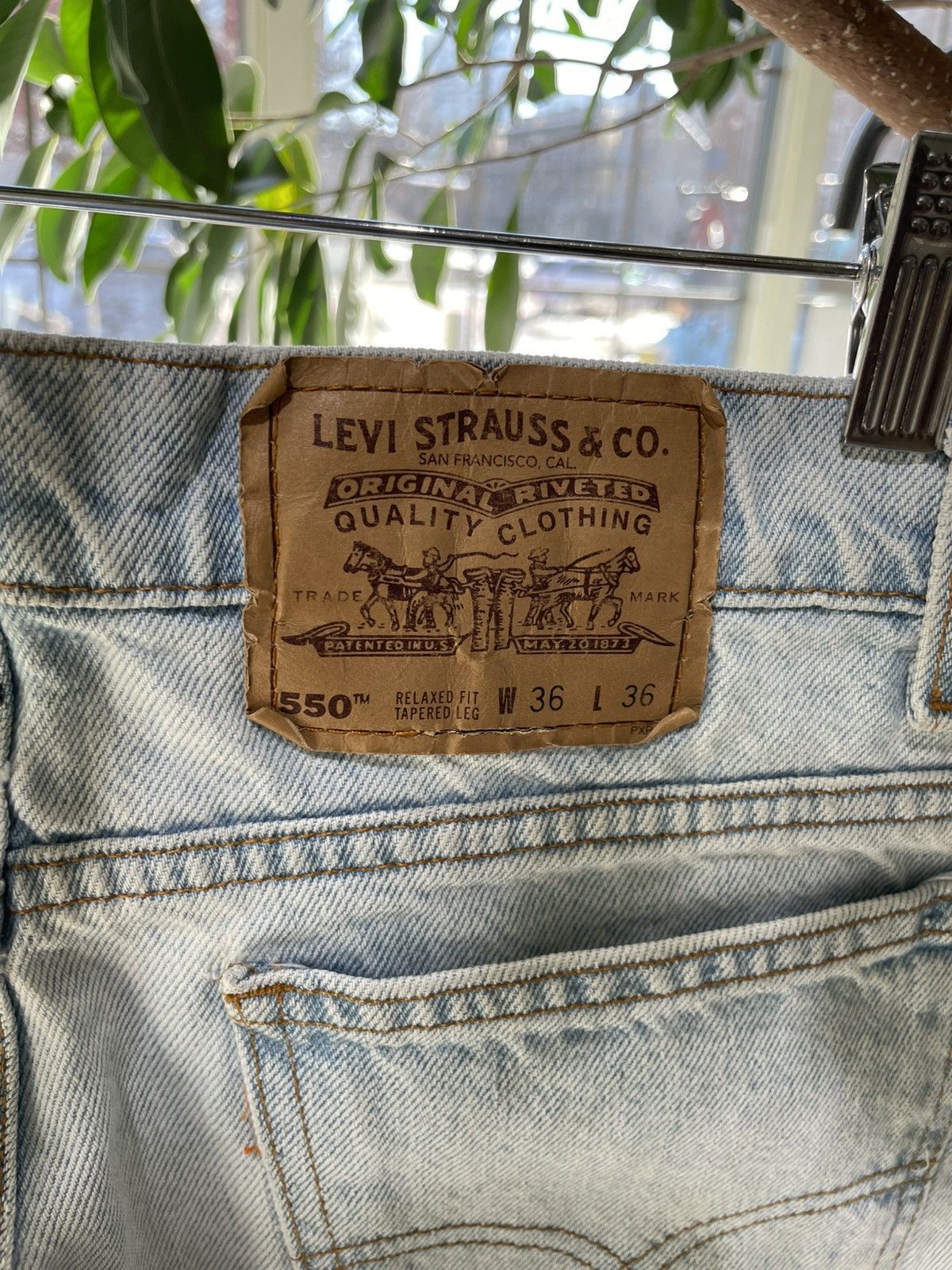 Levi's Vintage Clothing Levi's 90's 550 Orange Tab Jeans Light Wash Size US 36 / EU 52 - 3 Thumbnail