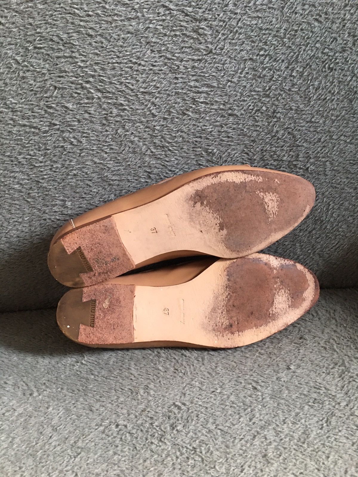 Miu Miu MIU MIU Patent Leather Beige Moccasins Loafers EU37 Size US 7 / IT 37 - 10 Thumbnail