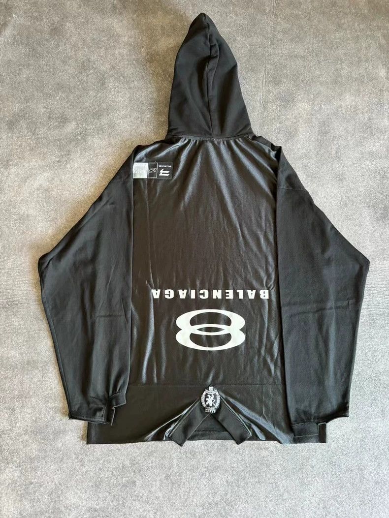 Balenciaga Balenciaga Manchester United spliced ski jerseys and sweat Size US M / EU 48-50 / 2 - 2 Thumbnail