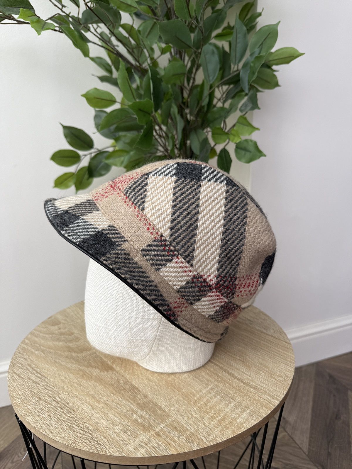 Burberry Vintage Burberry Bucket Hat Wool Leather Trim Nova Check Size ONE SIZE - 4 Thumbnail