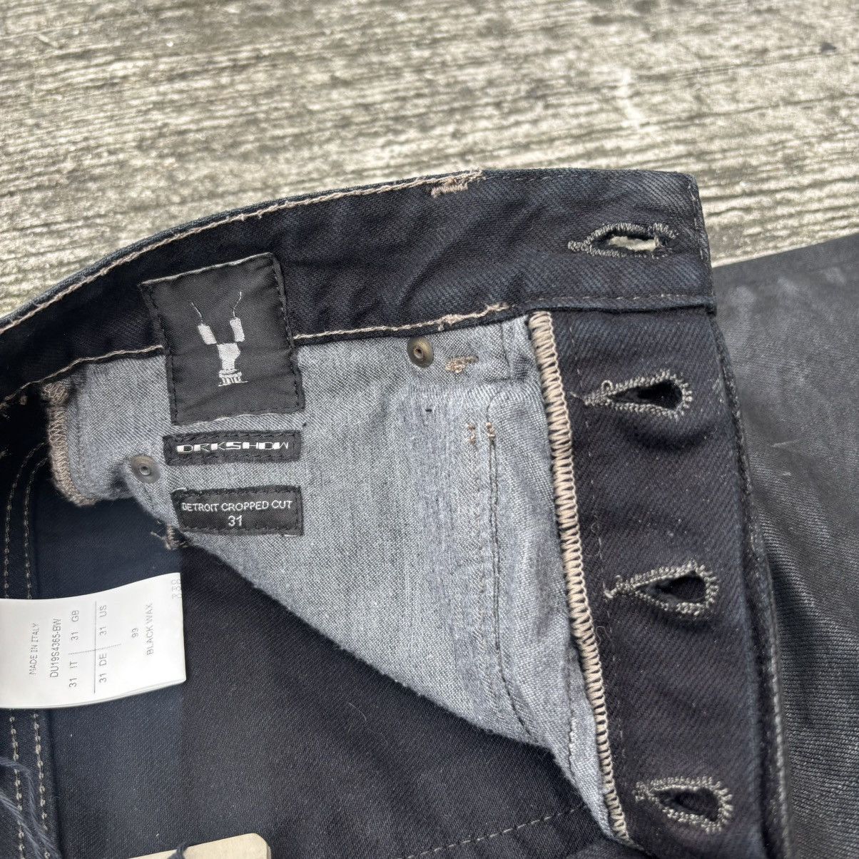 Rick Owens Drkshdw Rick Owens DRKSHDW Detroit Black Wax Cropped Cut Jeans Size US 31 - 5 Thumbnail