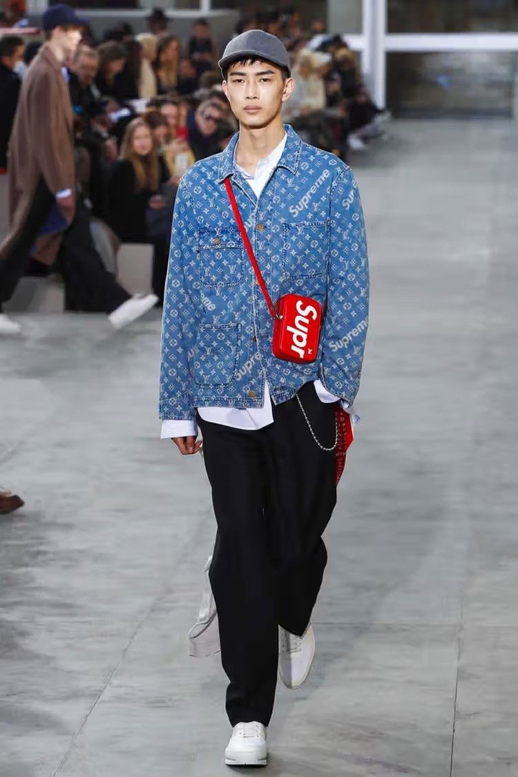 Louis Vuitton × Supreme Louis Vuitton - Supreme - FW2017 - Danube PPM - Sling Bag Size ONE SIZE - 25 Thumbnail