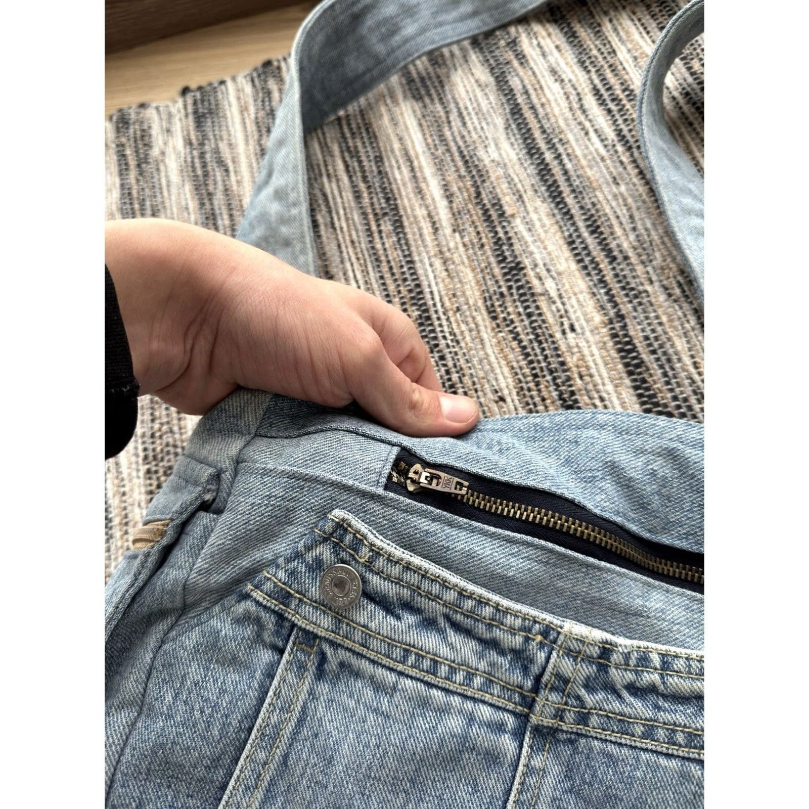 Levi's Levis Vintage Denim Shoulder Bag 90s Y2K Handmade Unisex Adults Medium Blue Size US 31 - 7 Thumbnail