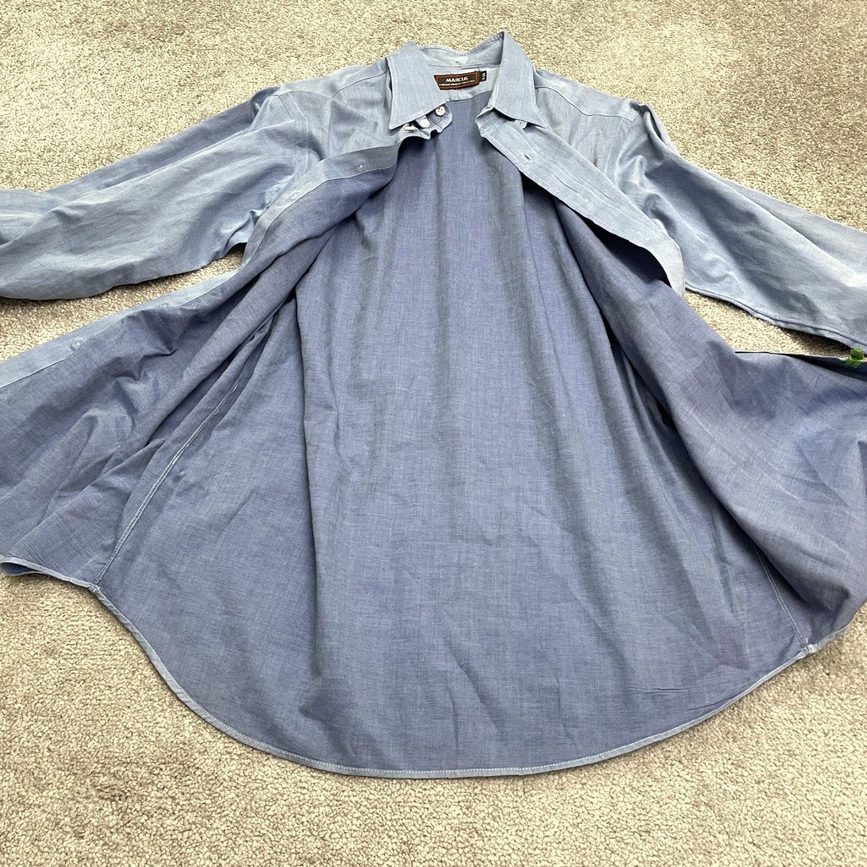 Neiman Marcus VINTAGE Neiman Marcus Dress Shirt Men 16 34 Long Sleeve Blue 100% Cotton Business Casual Classic USA Size 34R - 3 Thumbnail