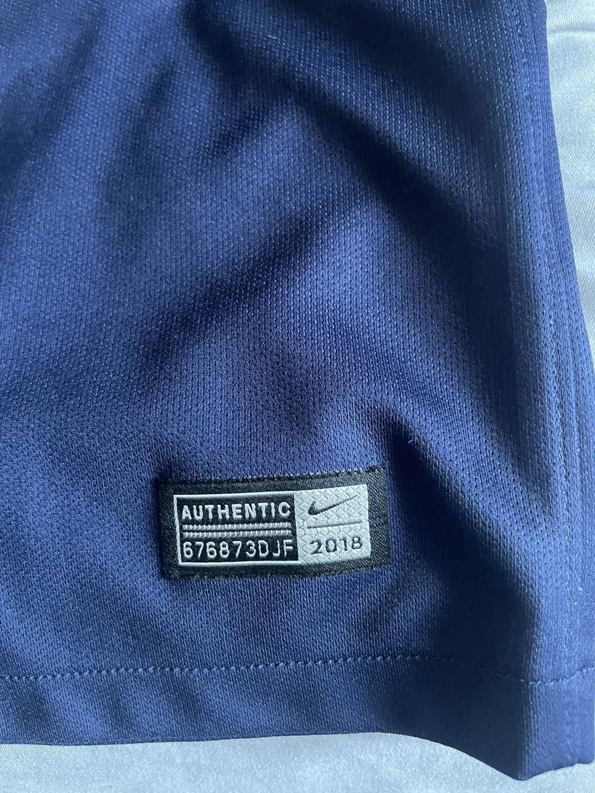 Nike PSG 18/19 home kit Size US L / EU 52-54 / 3 - 3 Thumbnail