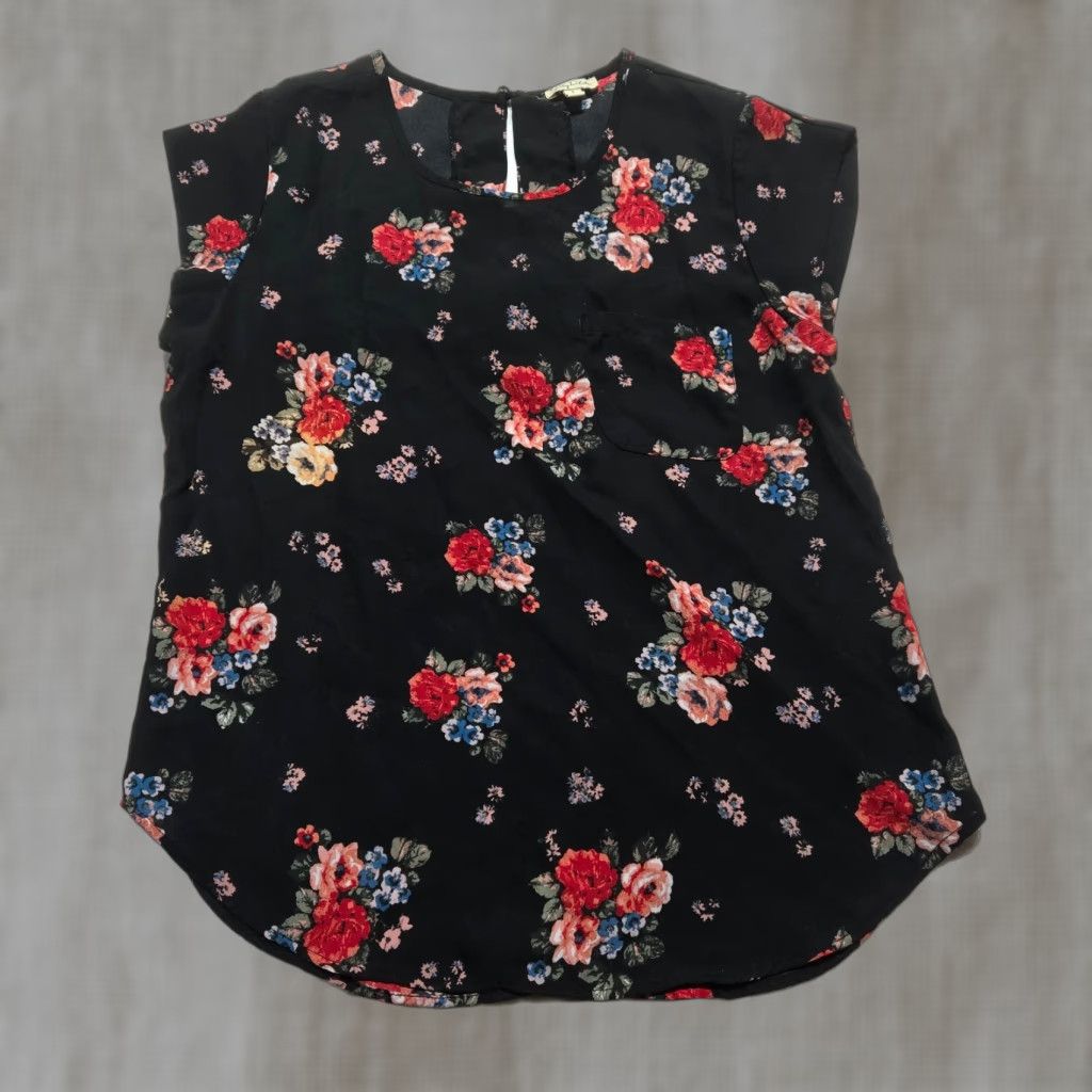 Vintage Lily White Floral Top Sleeveless Shirt Adult Women's Size S Small Black Size S / US 4 / IT 40 - 1 Thumbnail