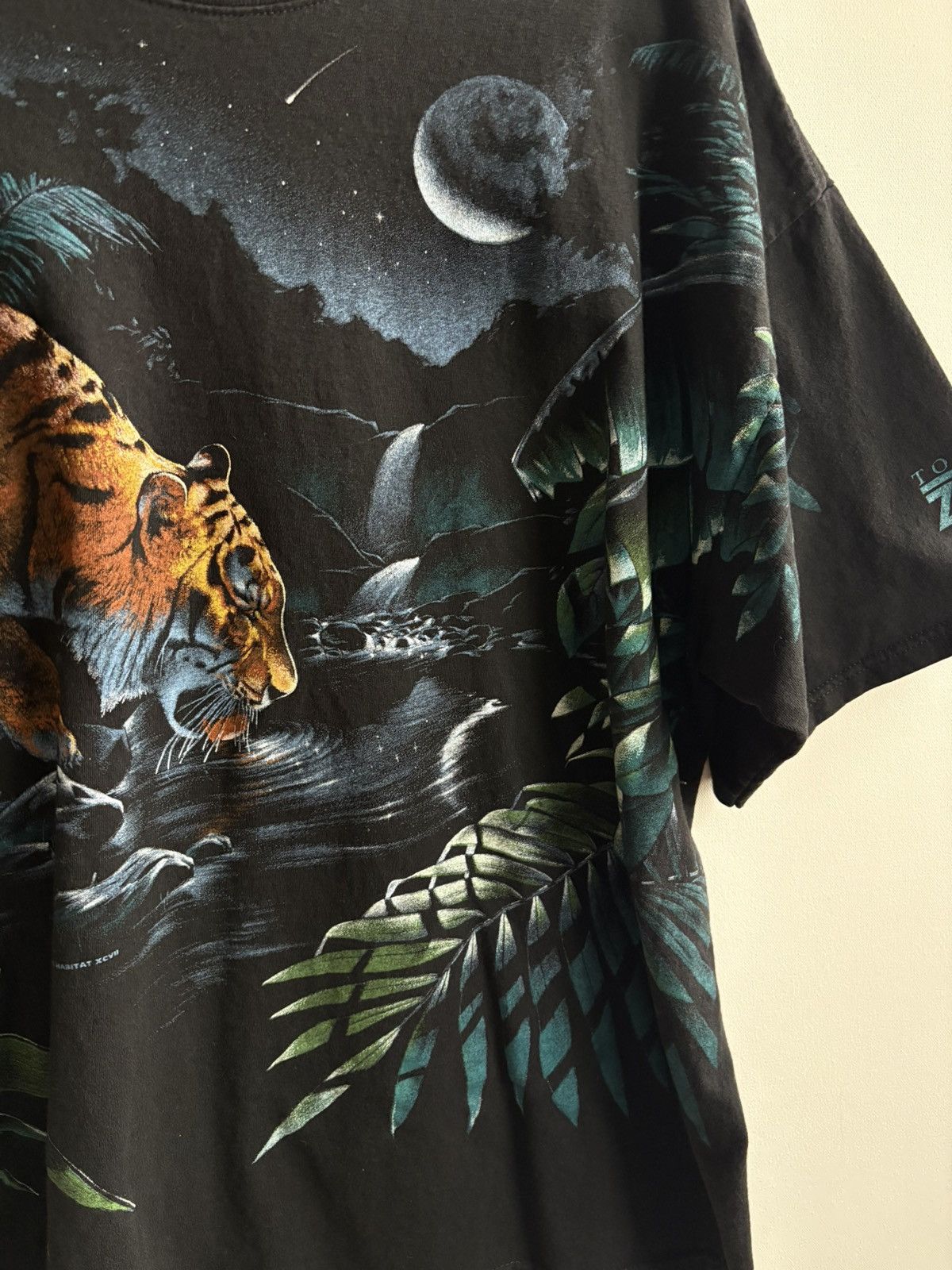 Other Vintage Streetwear 90s AOP Animal Tiger Toldeo Zoo T-shirt Size US XXL / EU 58 / 5 - 4 Thumbnail