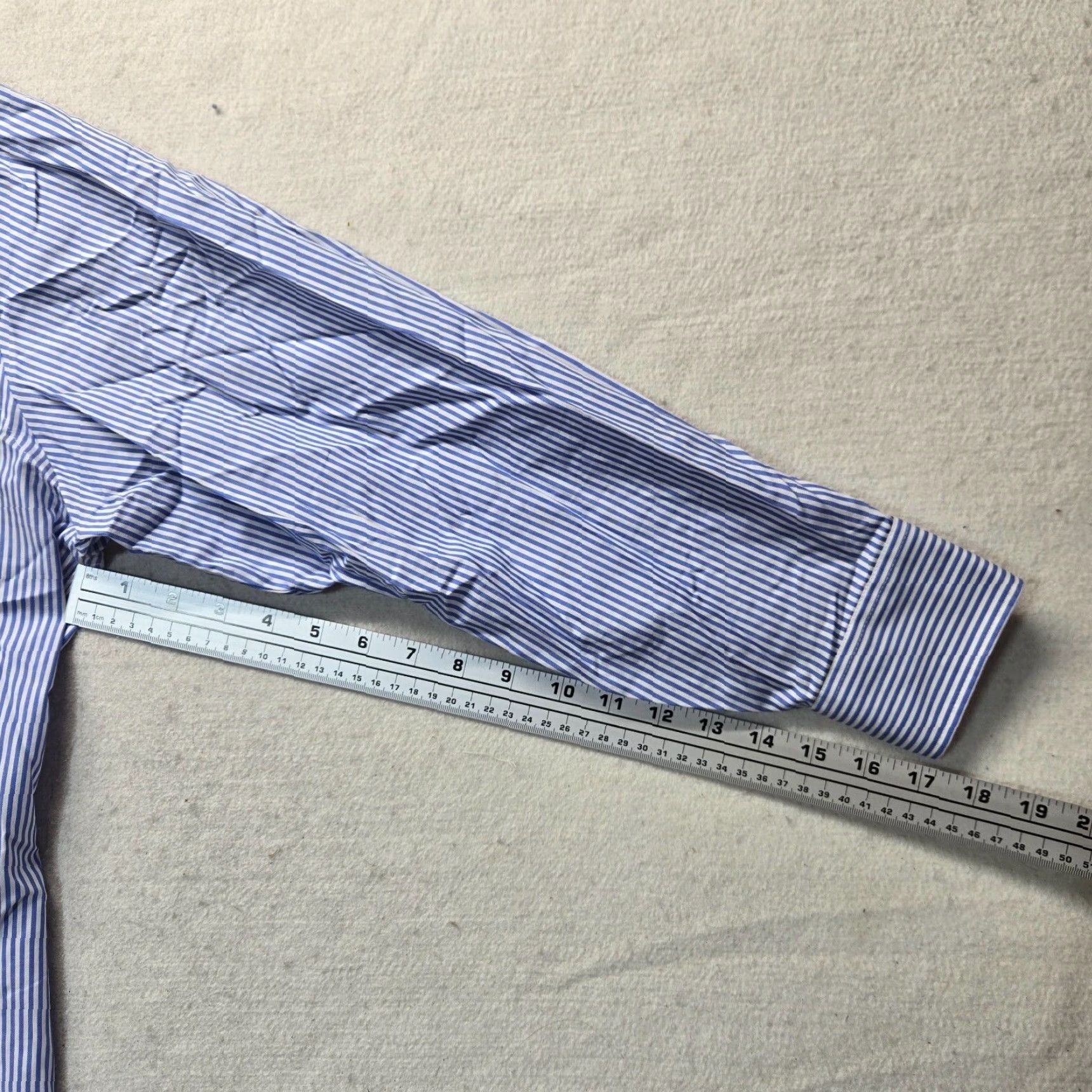 Van Heusen VINTAGE Van Heusen Shirt Blue Striped Long Sleeve Button-Up Adult 18 Regular Cotton Blend Men Size US XXL / EU 58 / 5 - 4 Thumbnail