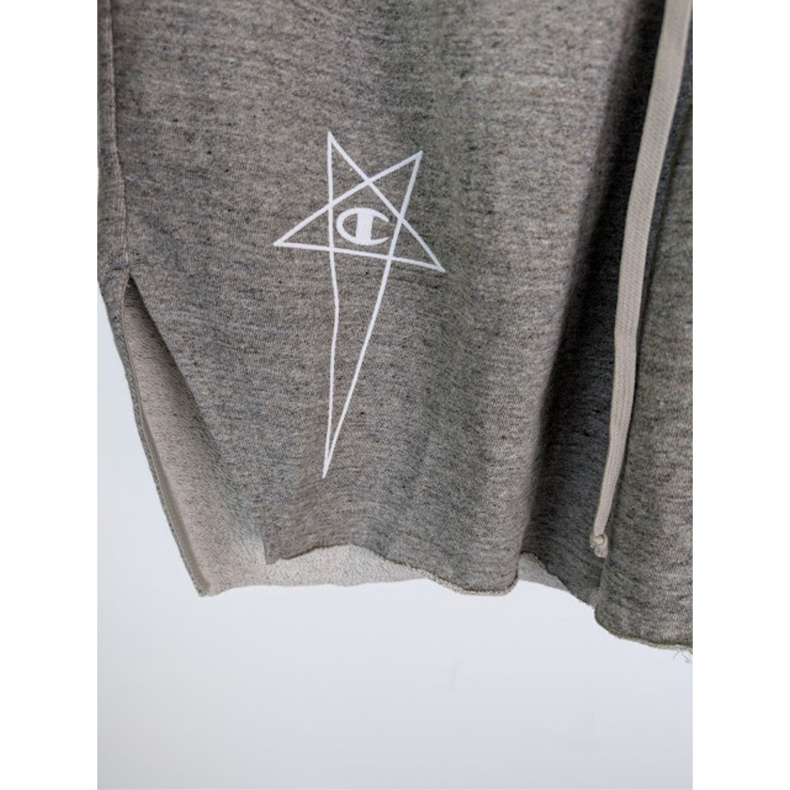 Champion × Rick Owens o1rshd1 Knitted Beveled Pods Shorts in Grey Melange S Size US 30 / EU 46 - 8 Thumbnail