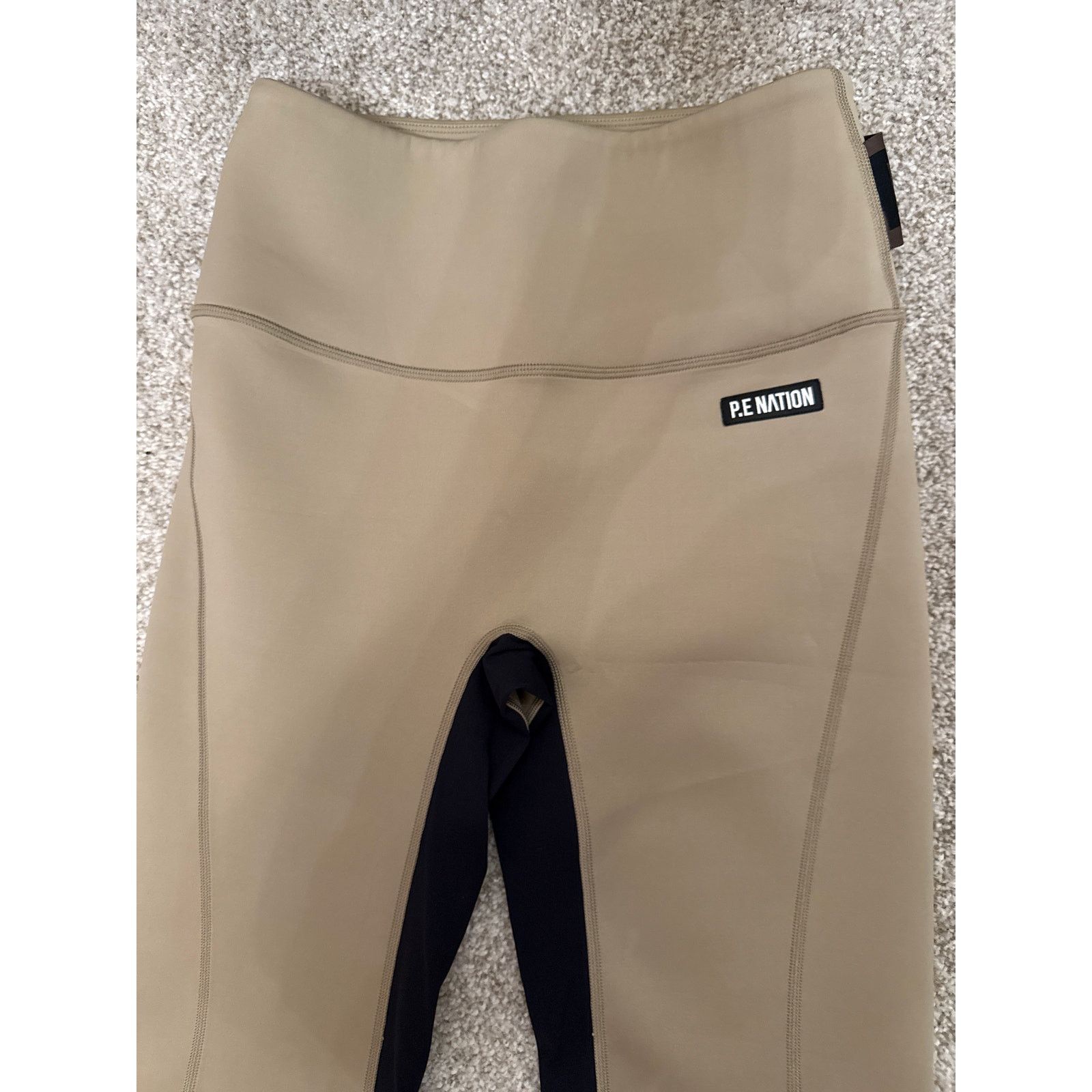 Peloton Peloton P.E. Nation Matte Finish Coastline Legging in Kelp,S Size 27" / US 4 / IT 40 - 5 Thumbnail