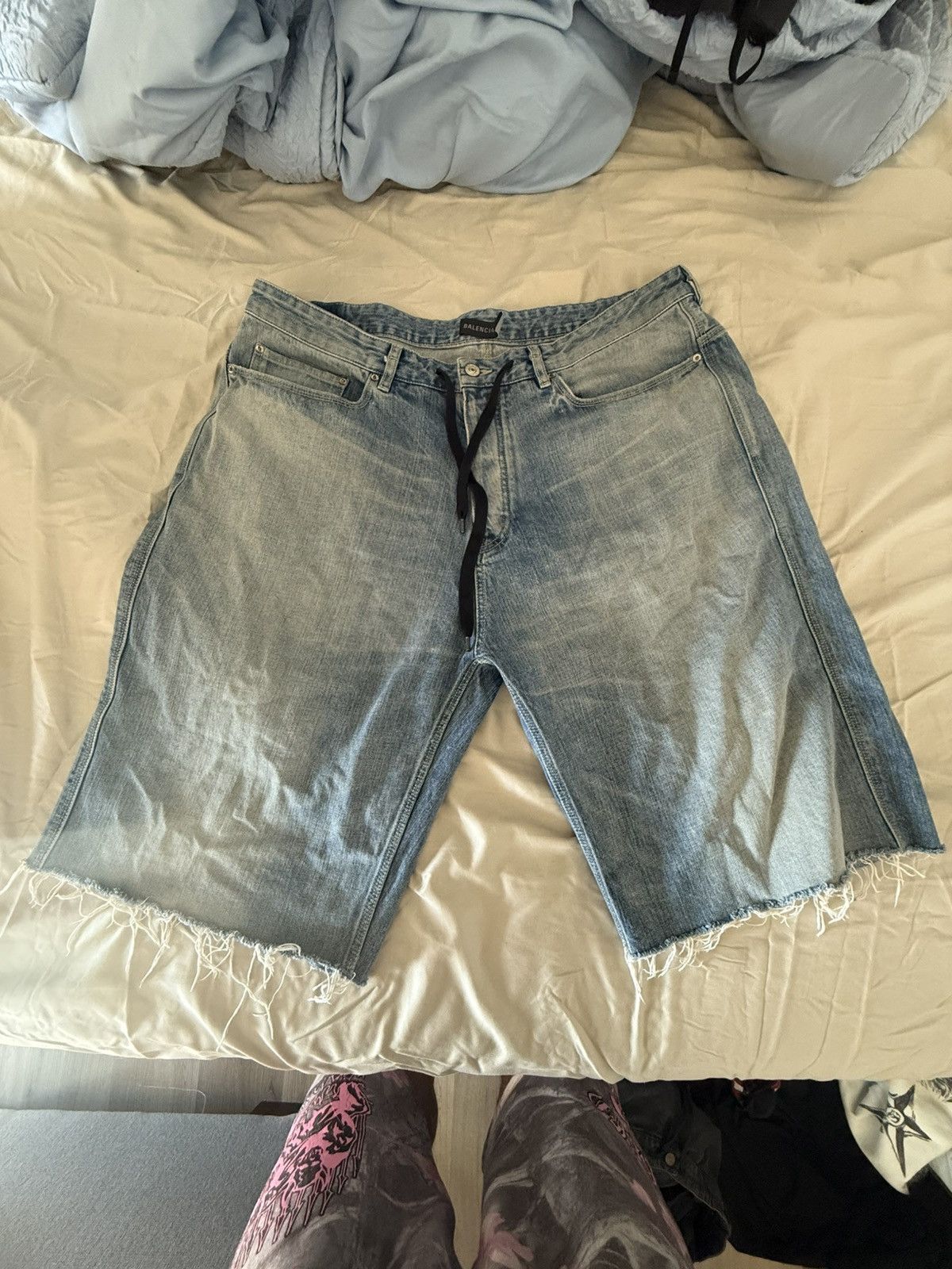 Balenciaga Balenciaga Cut Off Denim Shorts Size US 33 - 1 Thumbnail