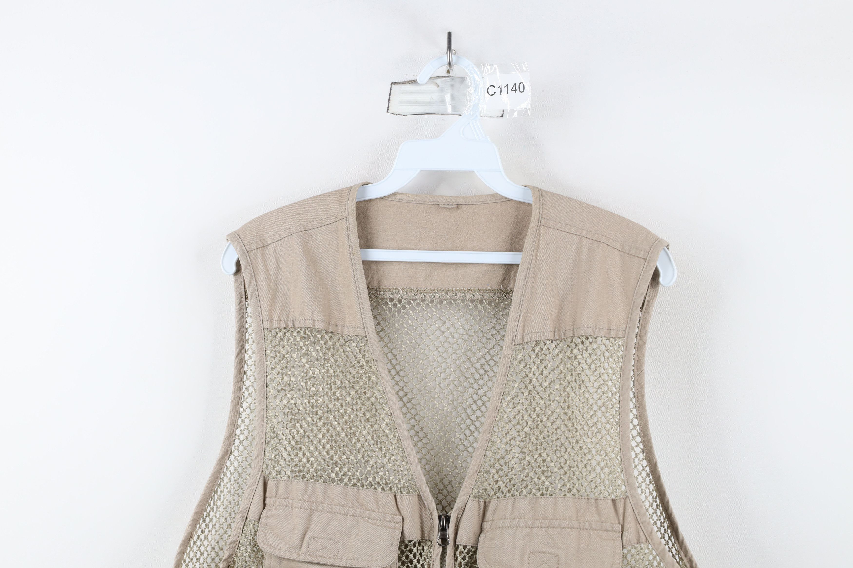 Vintage Vintage 90s Streetwear Fly Fishing Vest Jacket Beige Size US XXL / EU 58 / 5 - 2 Thumbnail
