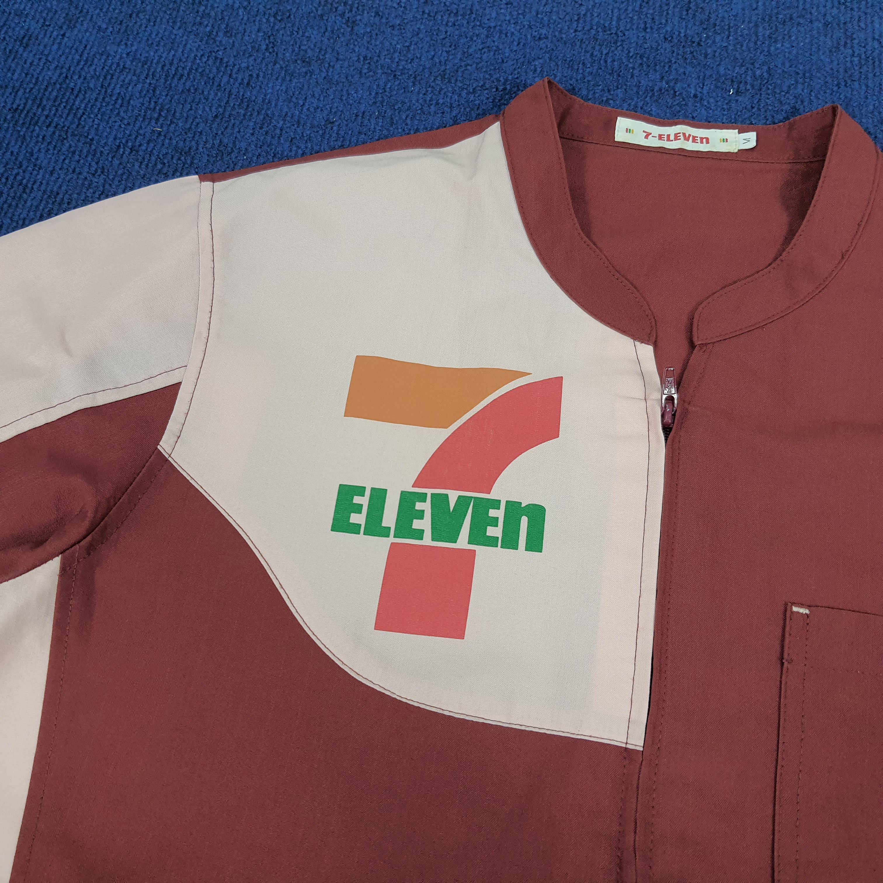 Japanese Brand × Vintage Vintage 7 Eleven Japanese Uniform Staff Shirt Size US M / EU 48-50 / 2 - 2 Thumbnail