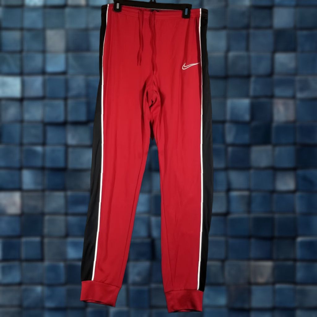 Nike Nike FC Joga Bonito Sweatpants Pants Adult Medium Red Dri-FIT Soccer Joggers CZ0971-687 Mens Size US 31 - 1 Thumbnail