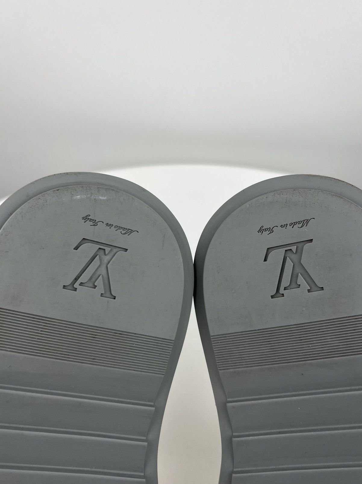 Louis Vuitton LOUIS VUITTON Sandals Textured Leather Shoes Cork Sole LV Size US 9 / EU 42 - 15 Thumbnail