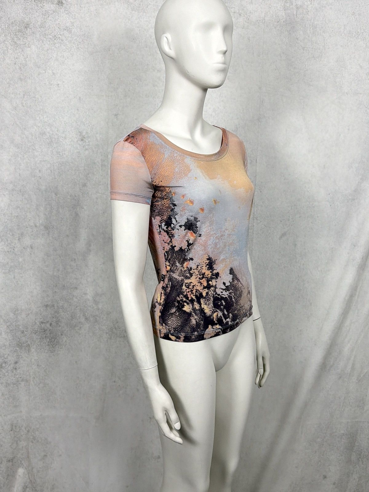Roberto Cavalli Roberto Cavalli S/S1999 Coral Reef Renaissance T Shirt Top Size M / US 6-8 / IT 42-44 - 4 Thumbnail