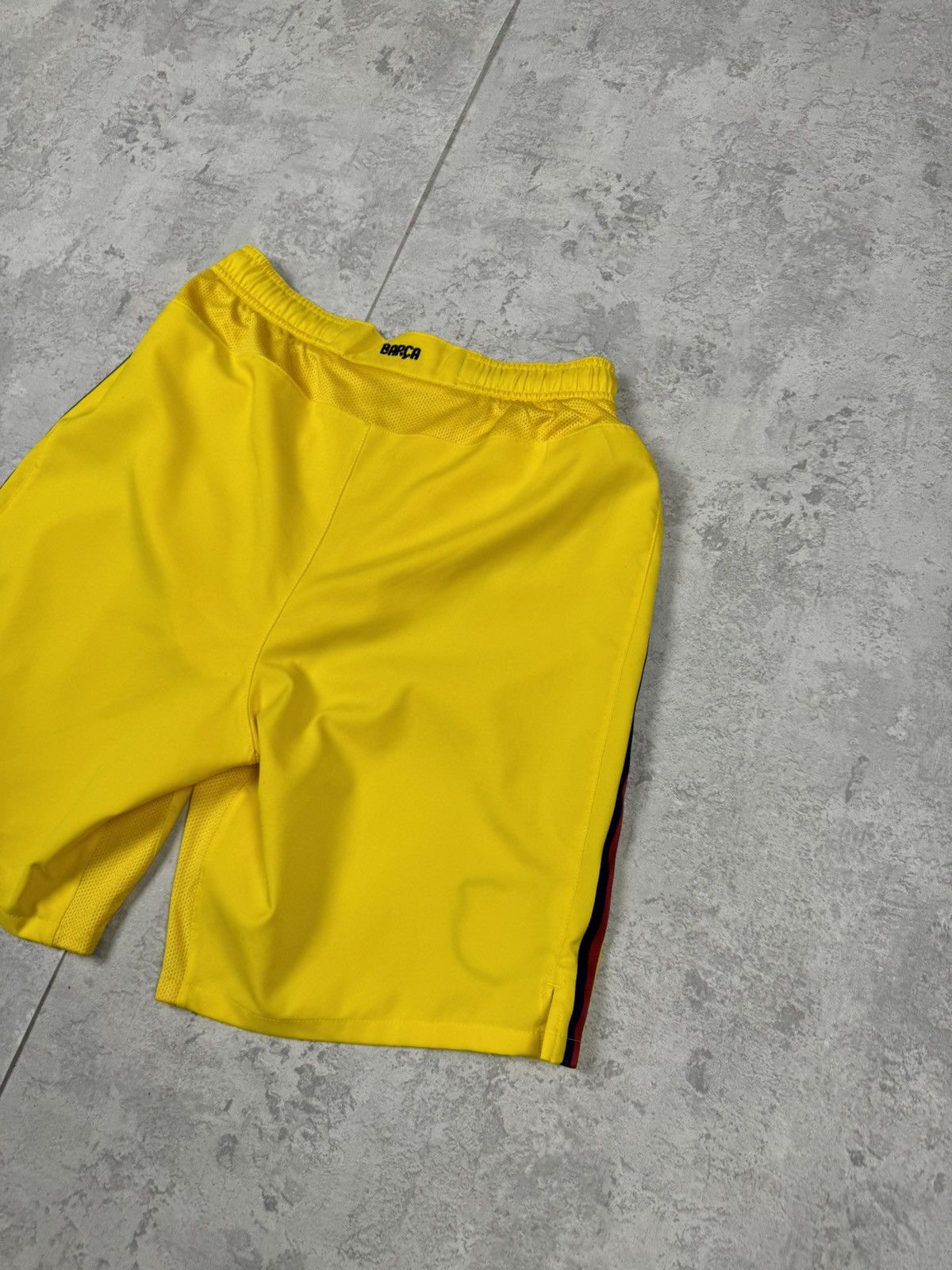 Nike Nike Barcelona Away Shorts Football Soccer Size M Size US 32 / EU 48 - 7 Thumbnail