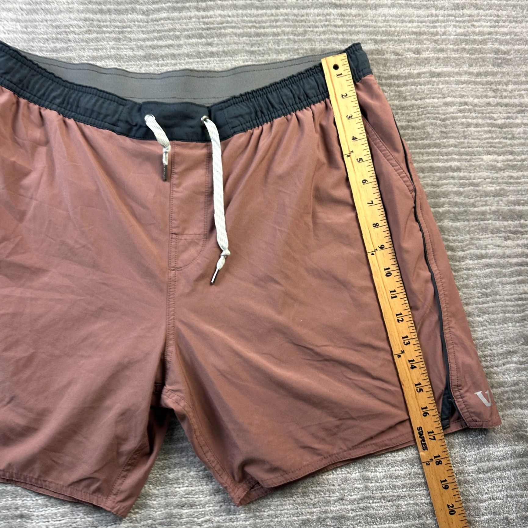Vuori Vuori Shorts Mens 2XL XXL Trail 2.0 Lined 6" Gym Training Outdoors Hiking Size US 39 - 6 Thumbnail