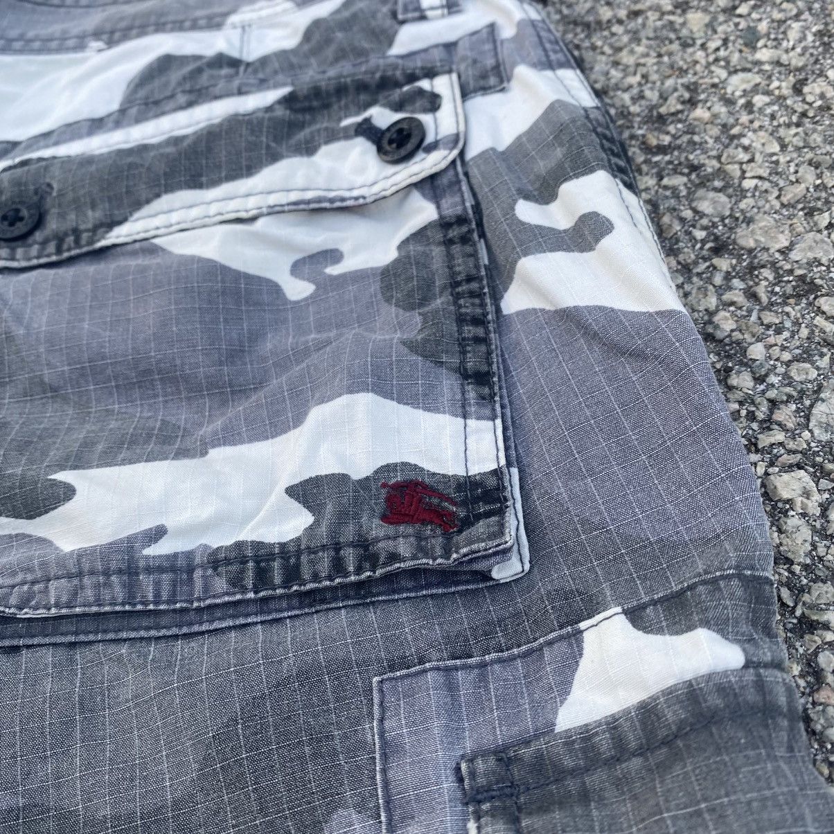 Burberry Rare Burberry Black Label Camo Short Size US 32 / EU 48 - 7 Thumbnail