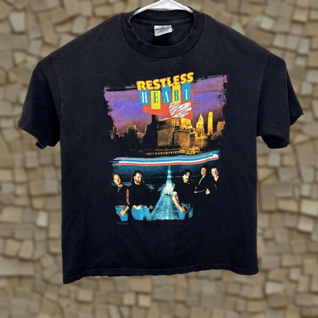 Vintage VINTAGE Brockum T-Shirt Band Restless Heart 1991 XL Black Short Sleeve Crew Neck Men Fans 90s 80s Tour Tee Portrait Graphic Print Easy Care Preshrunk Size US XL / EU 56 / 4 - 1 Thumbnail