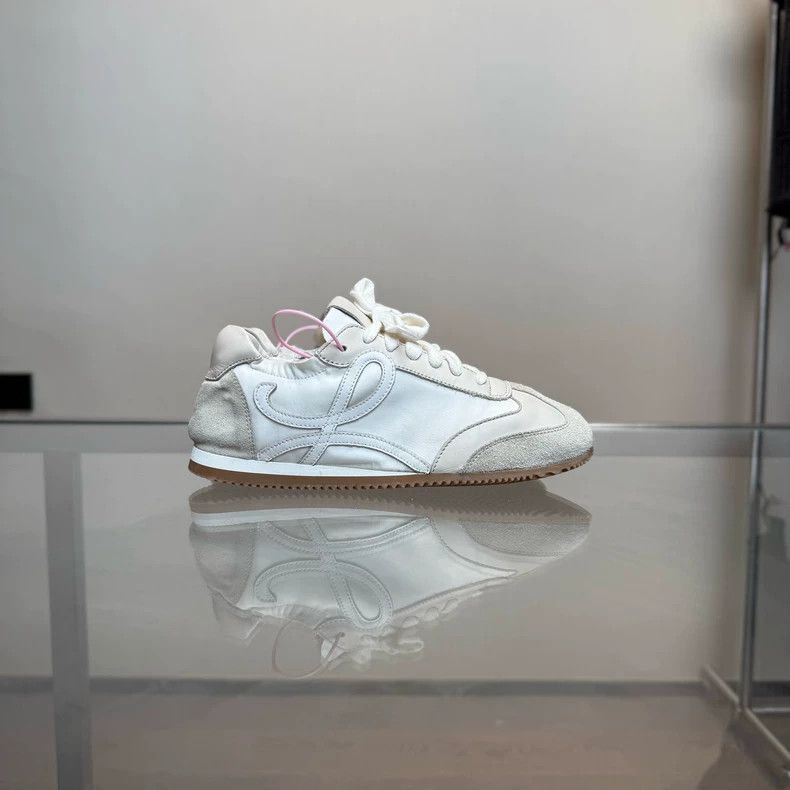 Loewe LOEWE White Auggie shoes Size US 4.5 / IT 34.5 - 2 Thumbnail