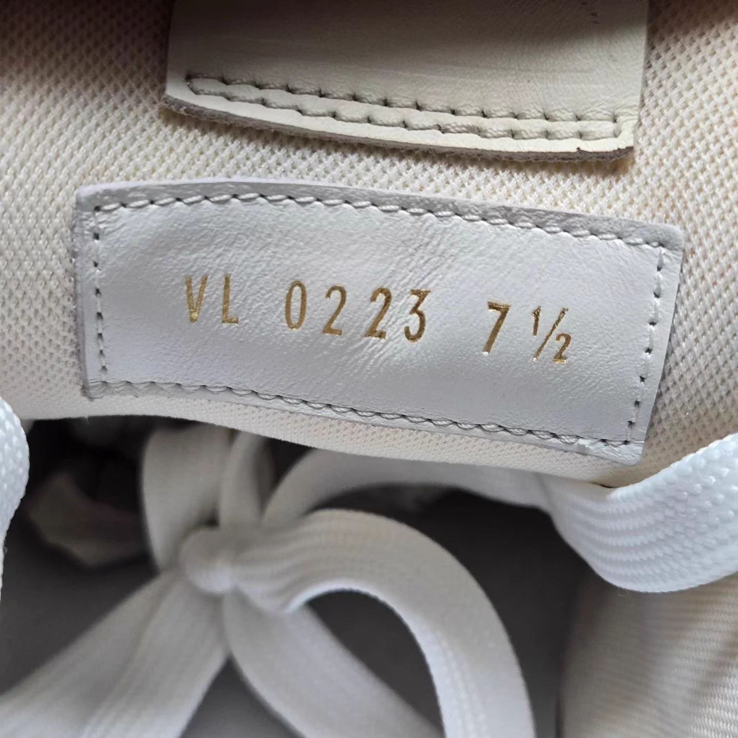 Louis Vuitton LV TRAINER Grey Monogram Sneakers 7.5/41.5 Size US 7.5 / EU 40-41 - 5 Thumbnail