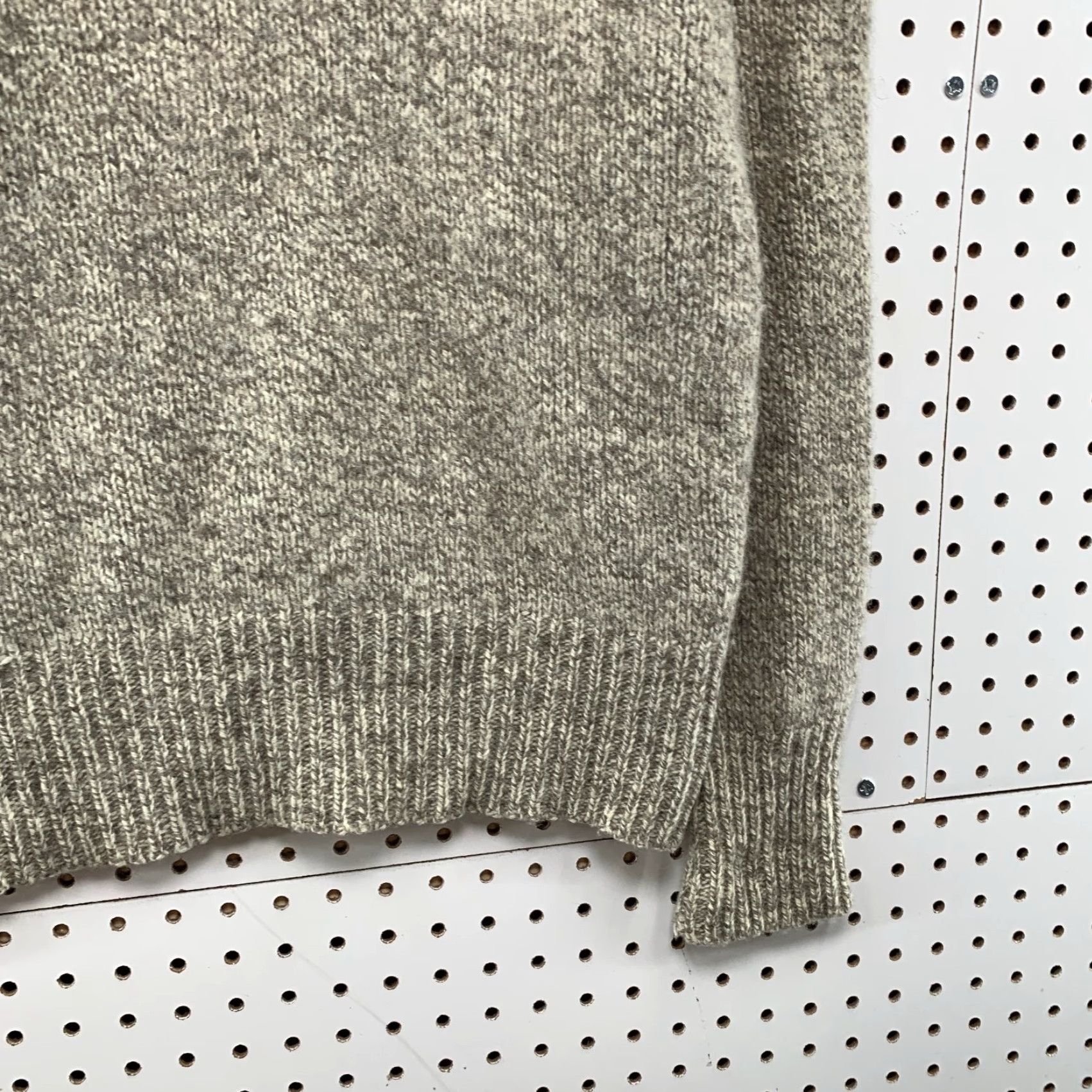 Vintage VINTAGE L.L. Bean Sweater Mens M Beige Wool Knit Crewneck Pullover Christmas Casual Winter 90s Mens Size US M / EU 48-50 / 2 - 6 Thumbnail