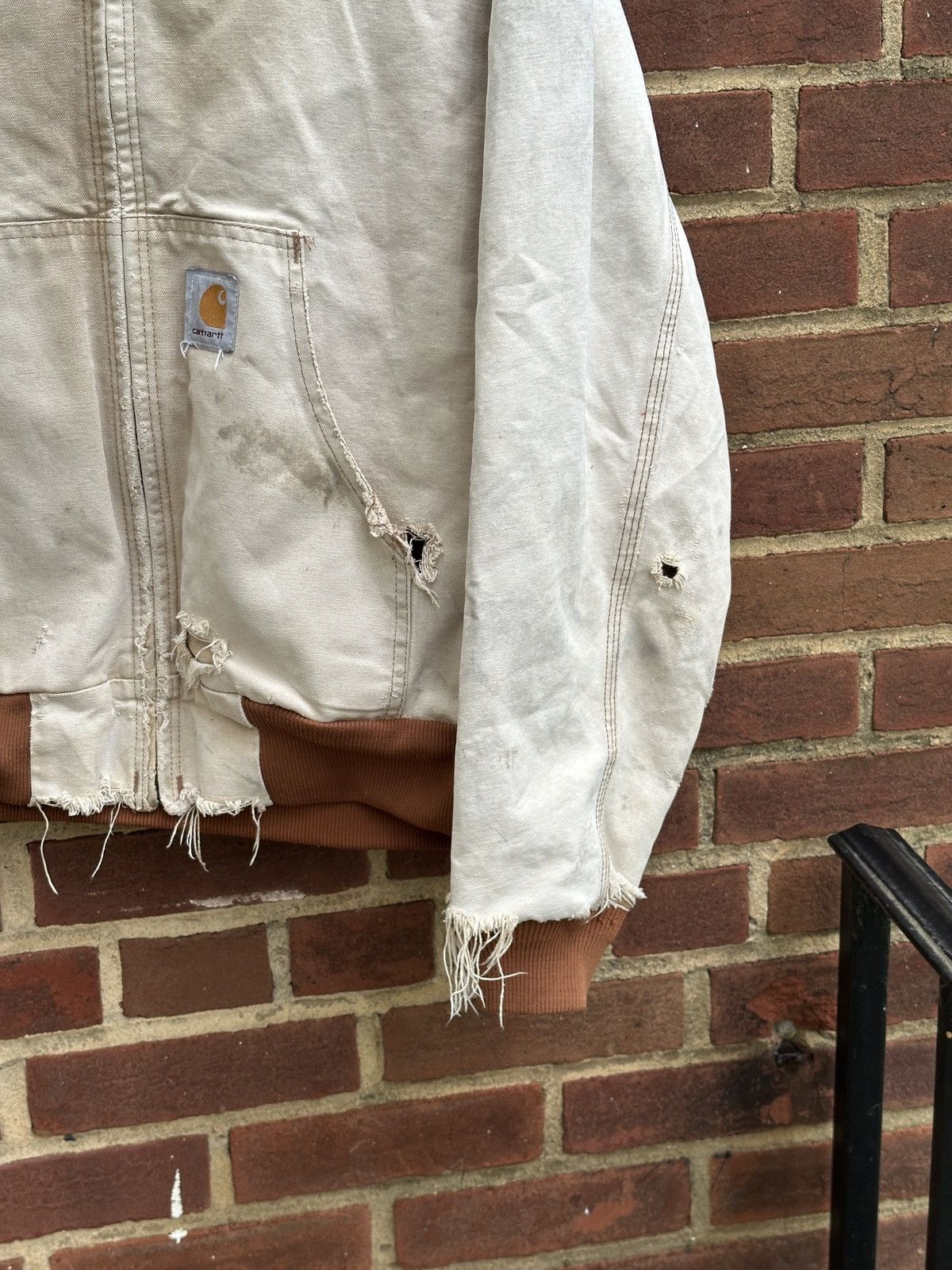 Carhartt Smoked Destroyed 90s Carhartt Thermal Lined Active Jacket Size US L / EU 52-54 / 3 - 5 Thumbnail