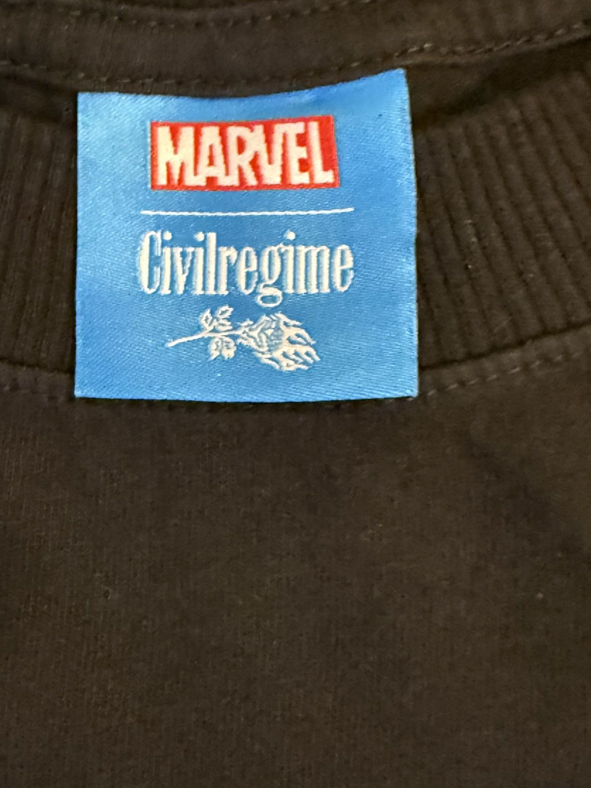 Civil Regime × Marvel Comics Civil Regime x X-Men Wolverine Hoodie size LG Size US L / EU 52-54 / 3 - 3 Thumbnail