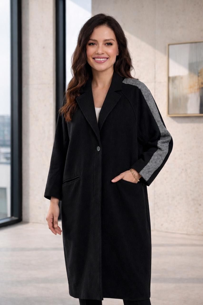 Rundholz Rundholz Black Label Oversized Wool Blend Coat Black Size M / US 6-8 / IT 42-44 - 1 Thumbnail