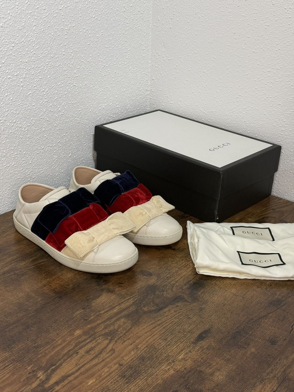 Gucci Gucci Ace Leather Low Ribbons size 35.5eu 5us Size US 5 / IT 35 - 1 Thumbnail