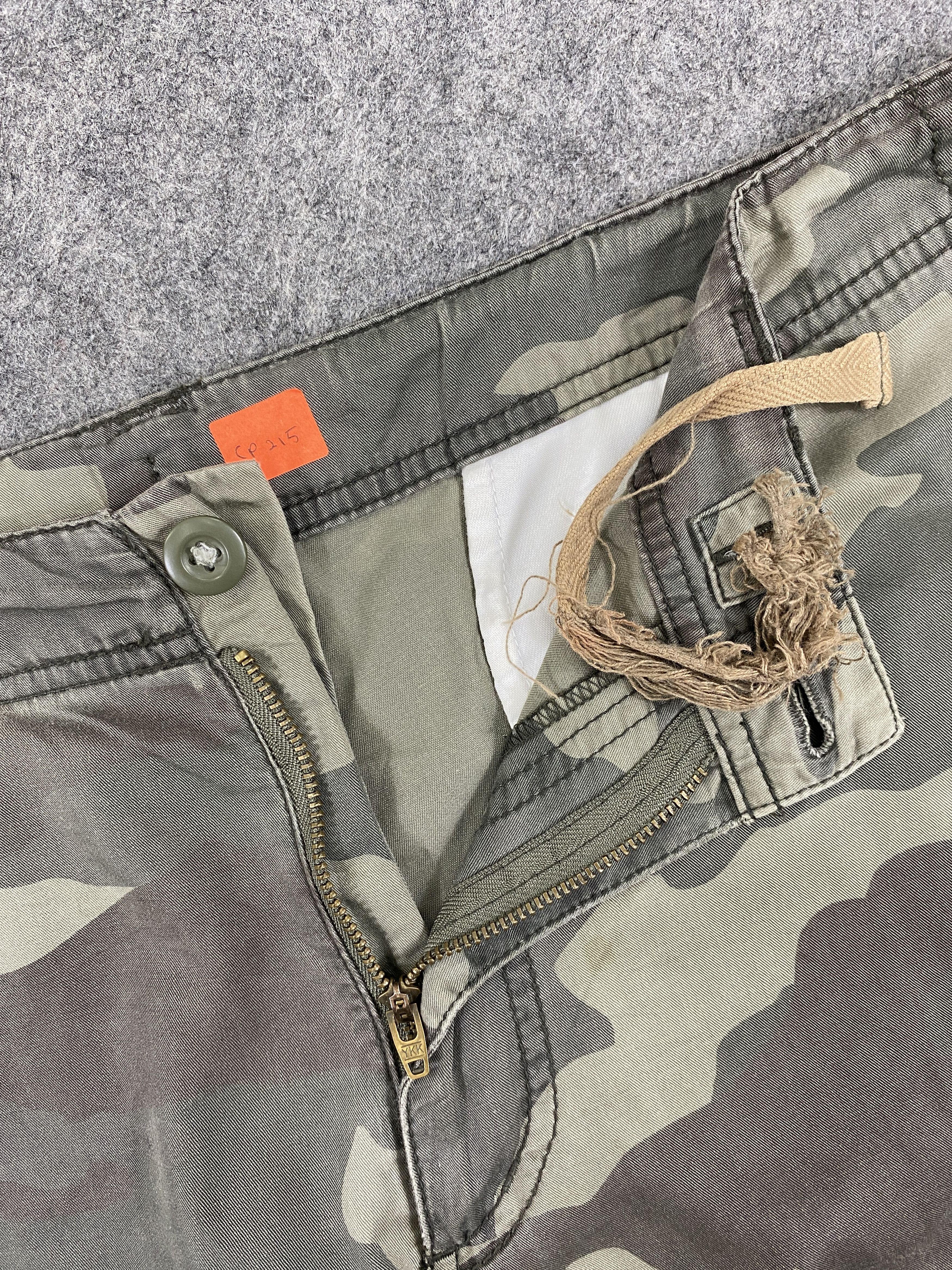 Japanese Brand Vintage Camo Japanese Brand Cargo Pants -CP215 Size US 36 / EU 52 - 7 Thumbnail