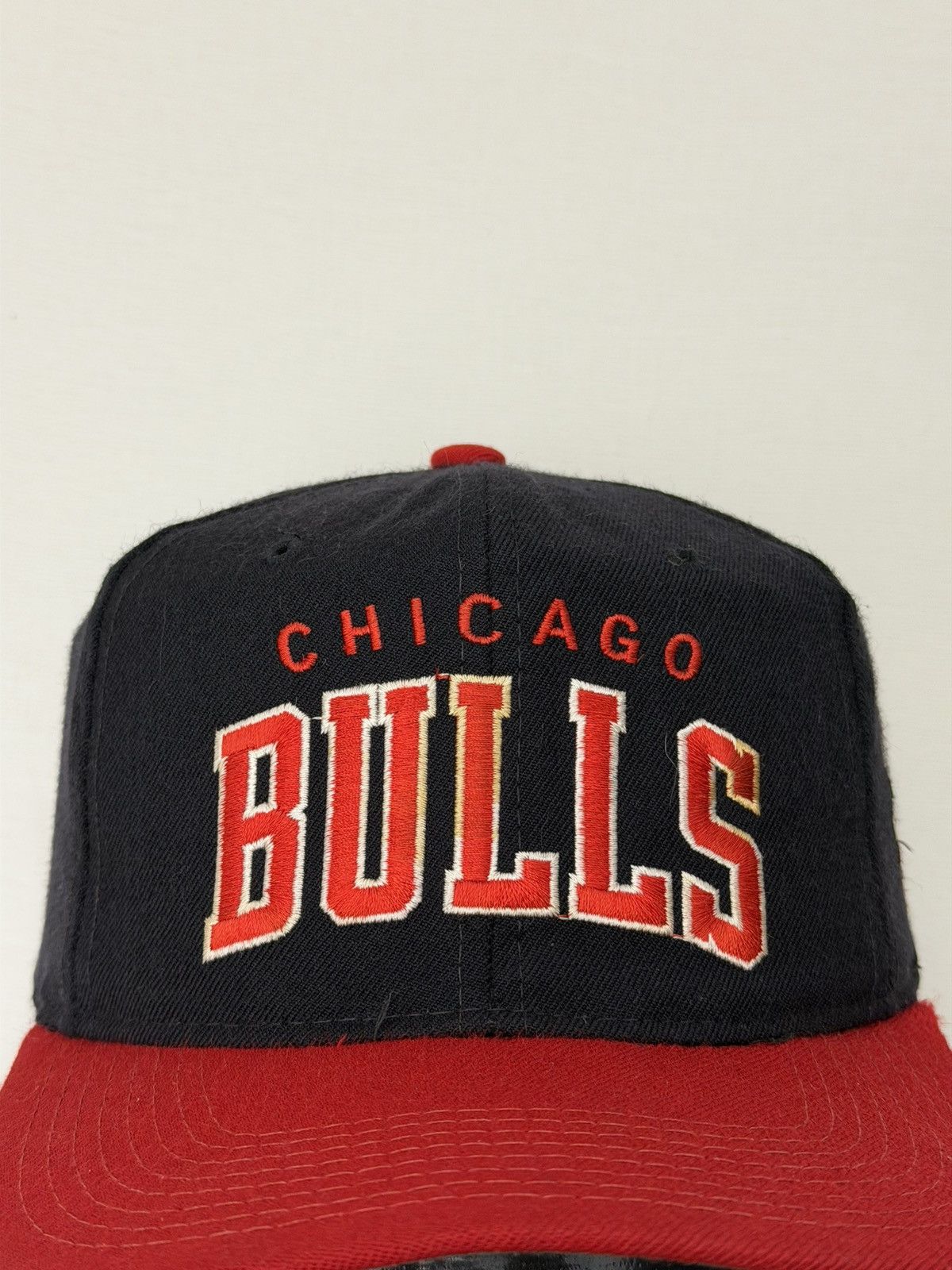 Starter Vintage 90s Chicago Bulls Starter Arch 2 Tone Snapback NBA Size ONE SIZE - 3 Thumbnail