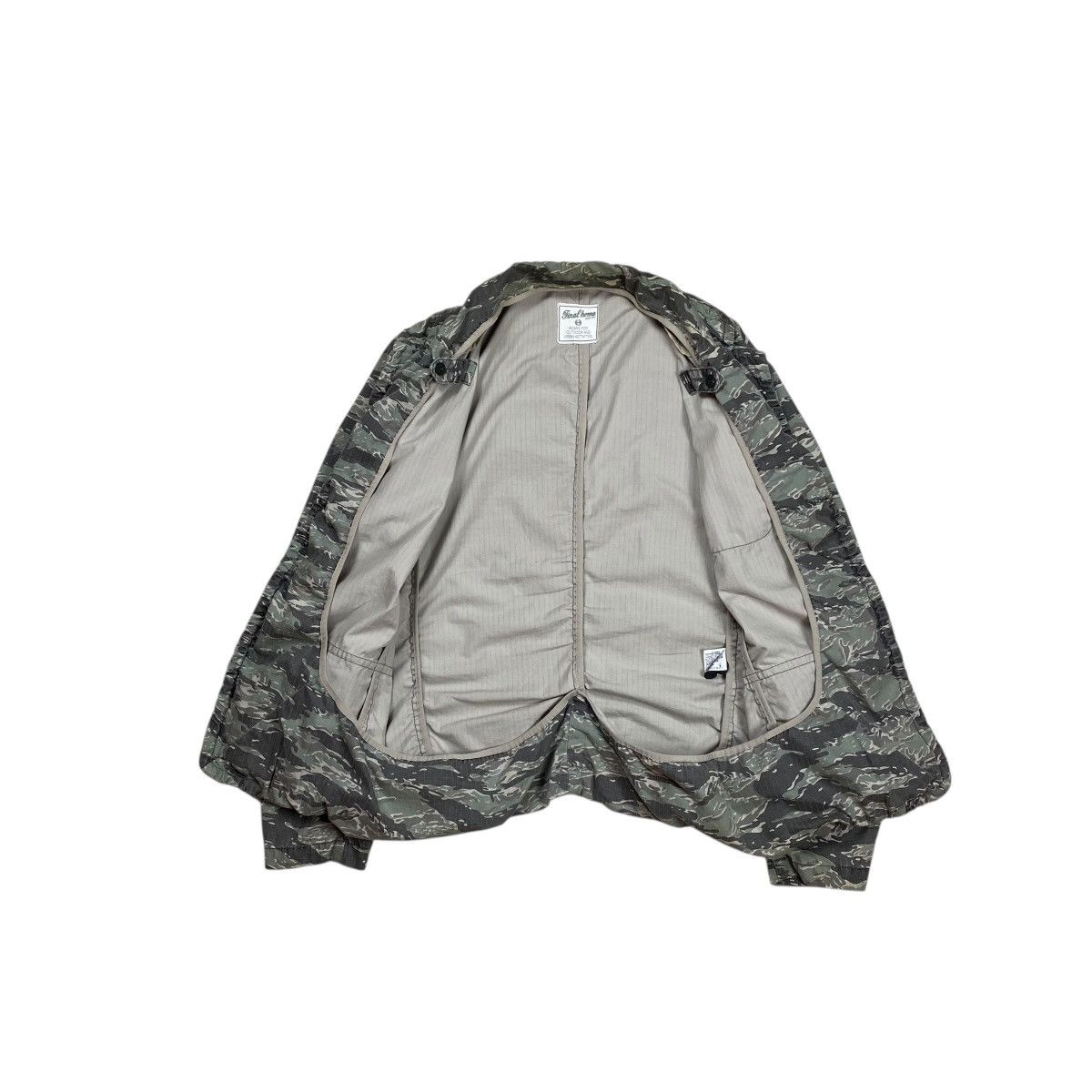 Final Home × Issey Miyake × Japanese Brand Final Home Tiger Stripe Camouflage Hunting Blazer Jacket Size US M / EU 48-50 / 2 - 5 Thumbnail
