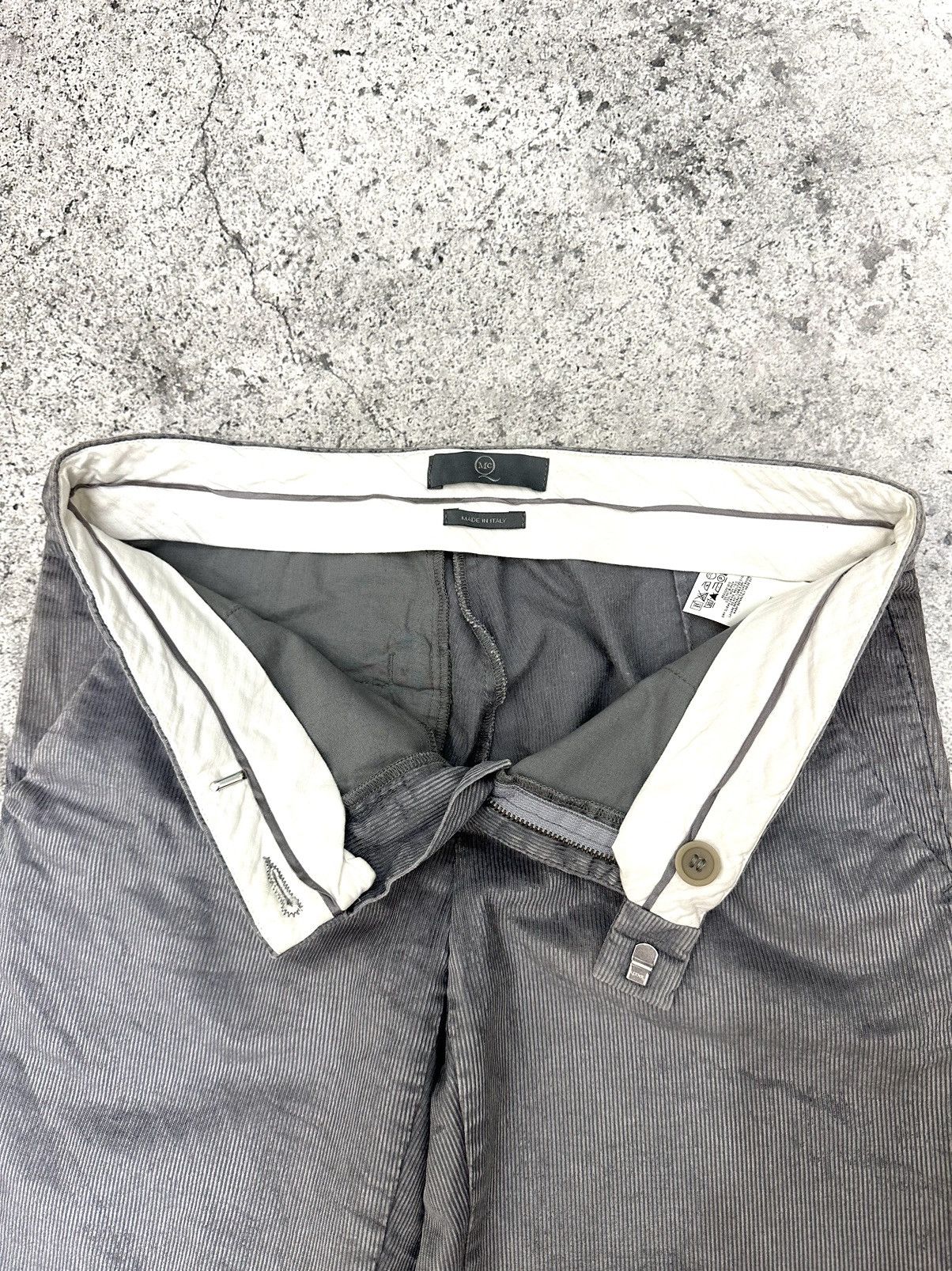 Alexander McQueen AW2002 Alexander Mcqueen Metallic Bootcut Podium Pants Size 27" / US 4 / IT 40 - 9 Thumbnail