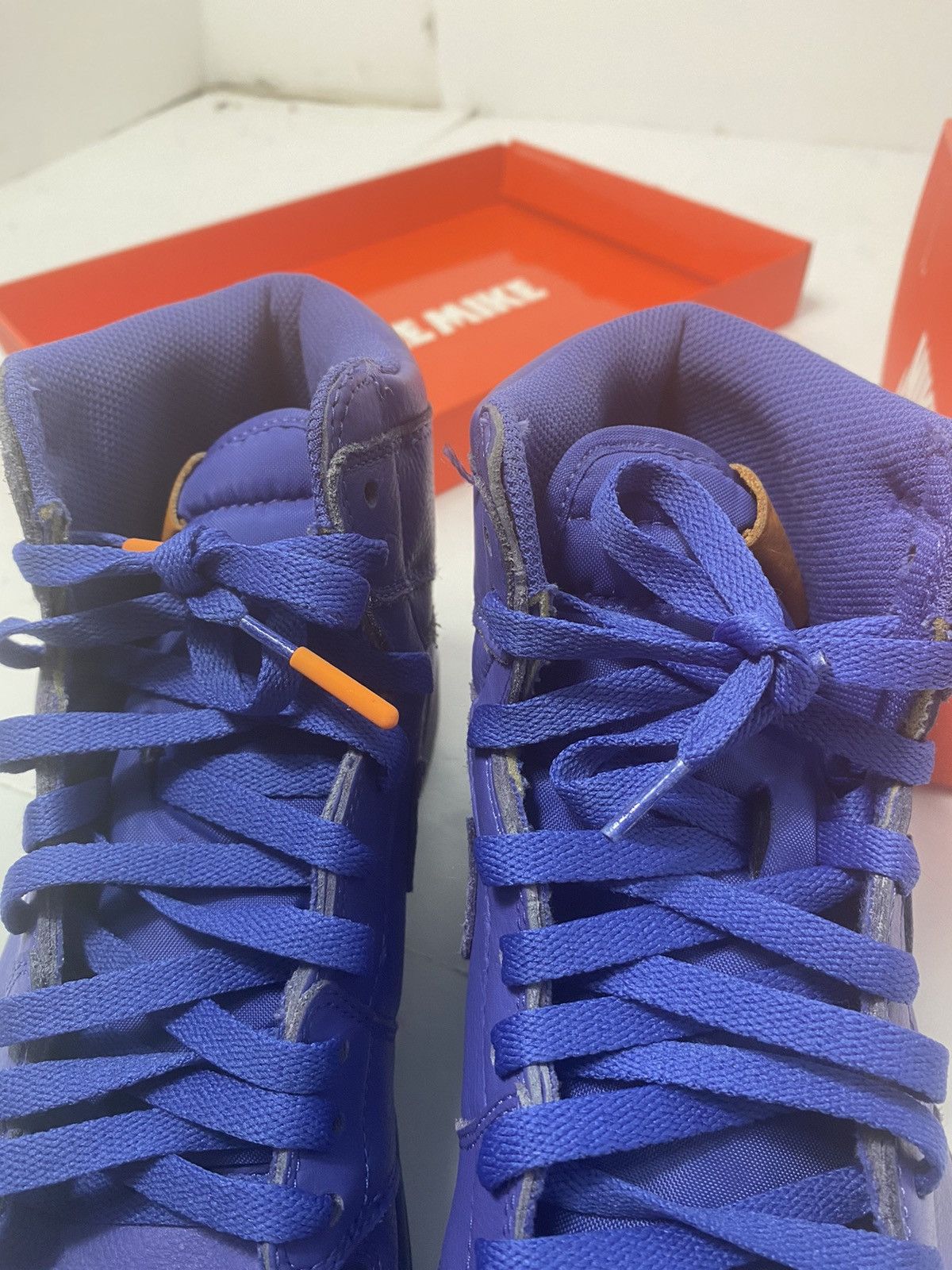 Gatorade × Nike Nike Air Jordan 1 Retro High OG Gatorade Grape Purple Size US 10.5 / EU 43-44 - 10 Thumbnail