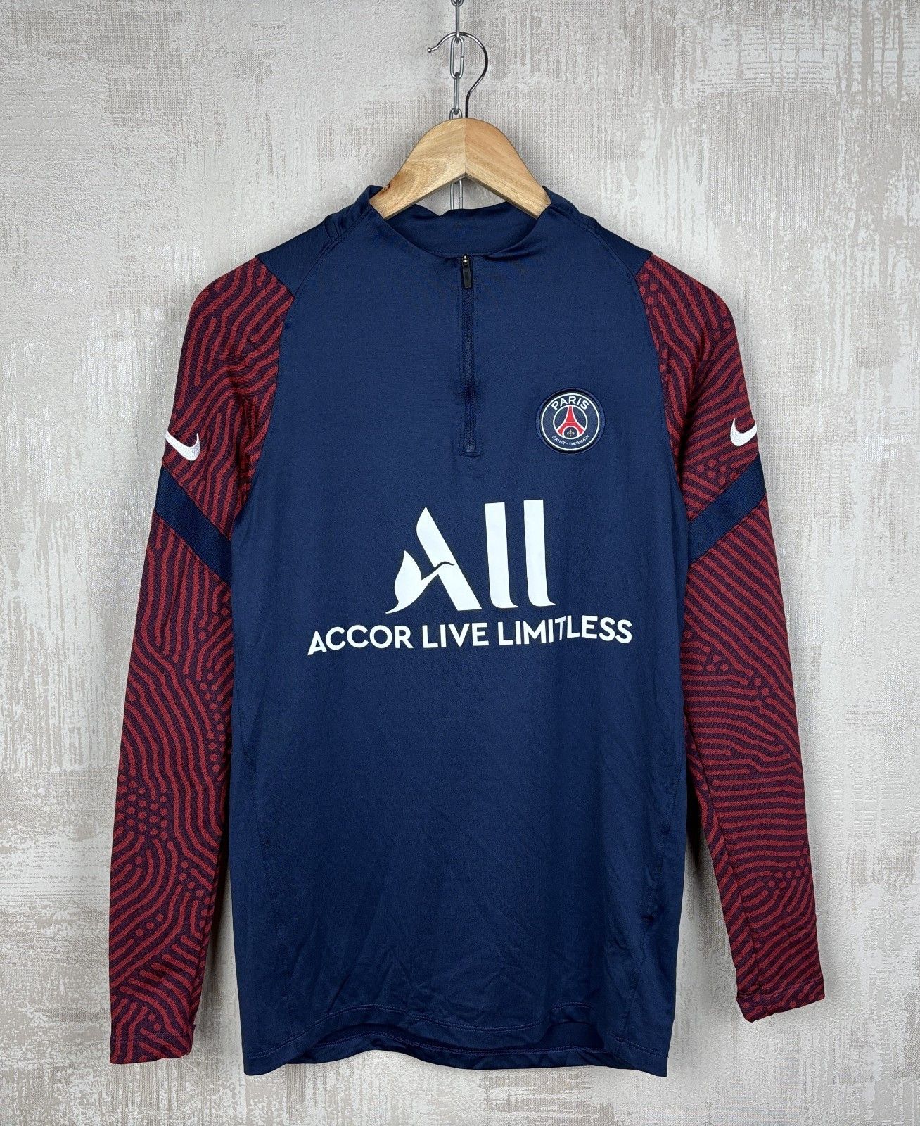 Nike Paris Saint-Germain PSG 2020-21 Nike Dry Strike Dril Top Size US S / EU 44-46 / 1 - 2 Thumbnail