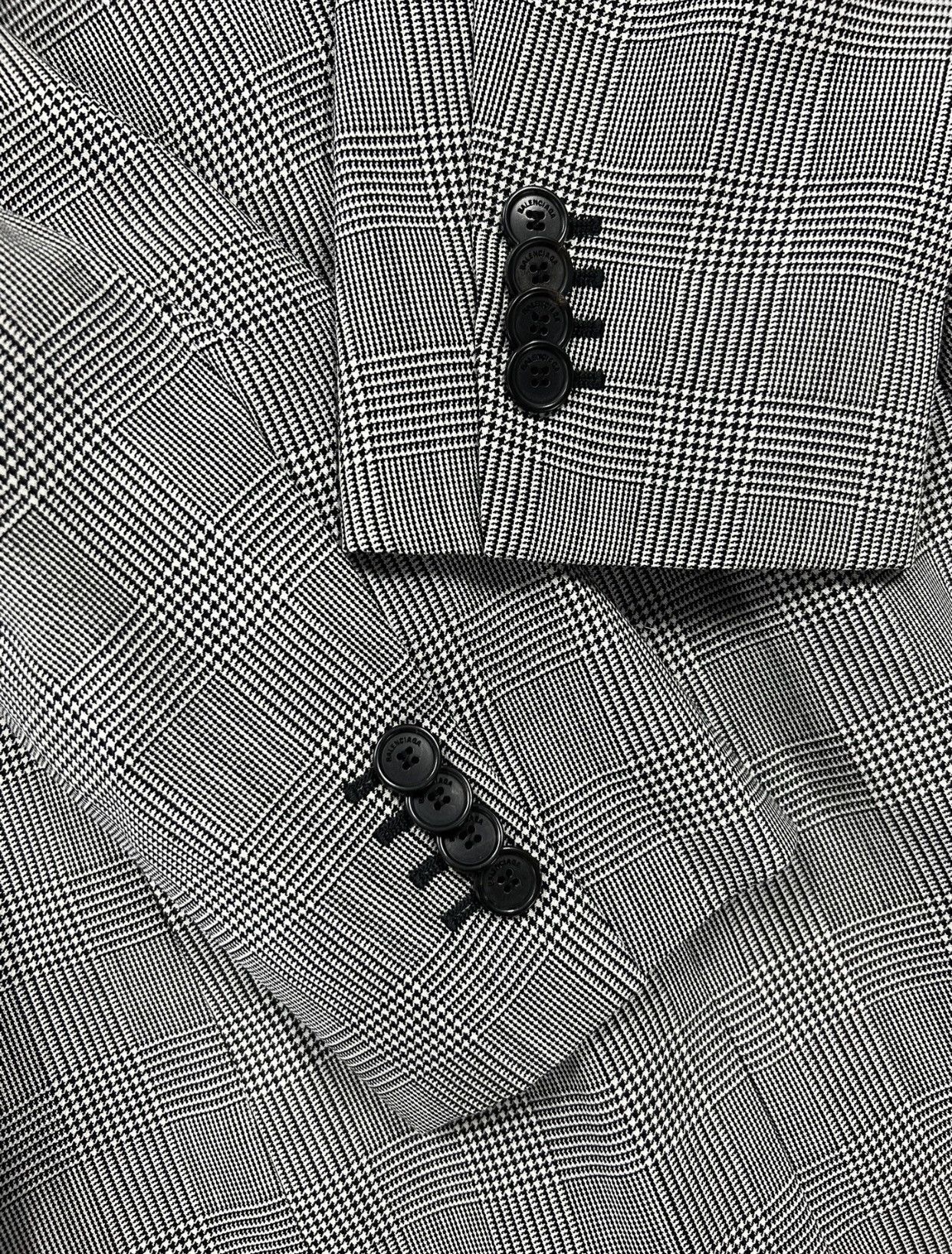 Balenciaga Balenciaga classic wool pocket plaid suit jacket2412- Size 34S - 5 Thumbnail