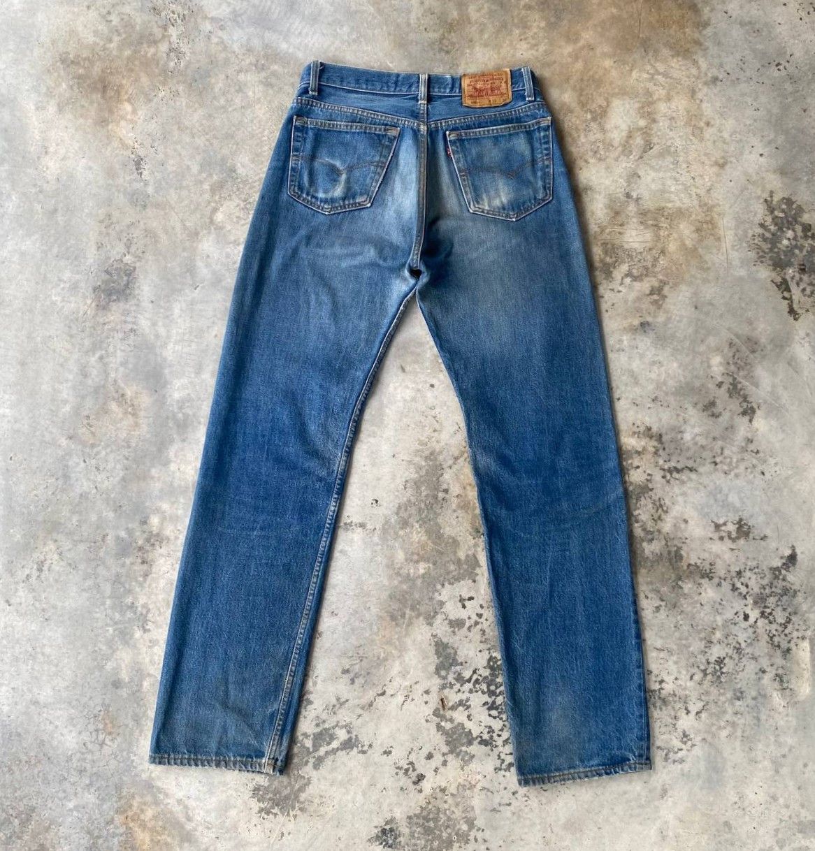 Levi's Vintage Clothing VINTAGE 1992 LEVIS 501xx BLUEWASH FADED BUTTON 520 W31X32.5" Size US 31 - 8 Thumbnail