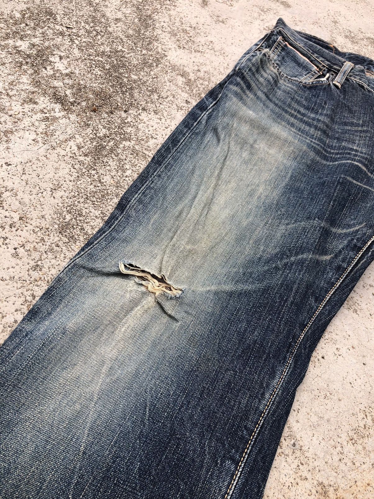 Edwin RUSTY BLUE DISTRESSED SELVEDGE DENIM BY EDWIN Size US 28 / EU 44 - 8 Thumbnail