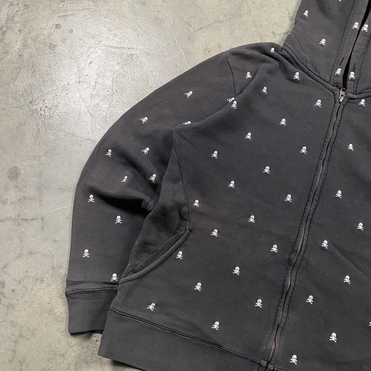 If Six Was Nine × Japanese Brand × Le Grande Bleu (L.G.B.) y2k Skulls Embroidery AOP Zip Up Size US S / EU 44-46 / 1 - 2 Thumbnail